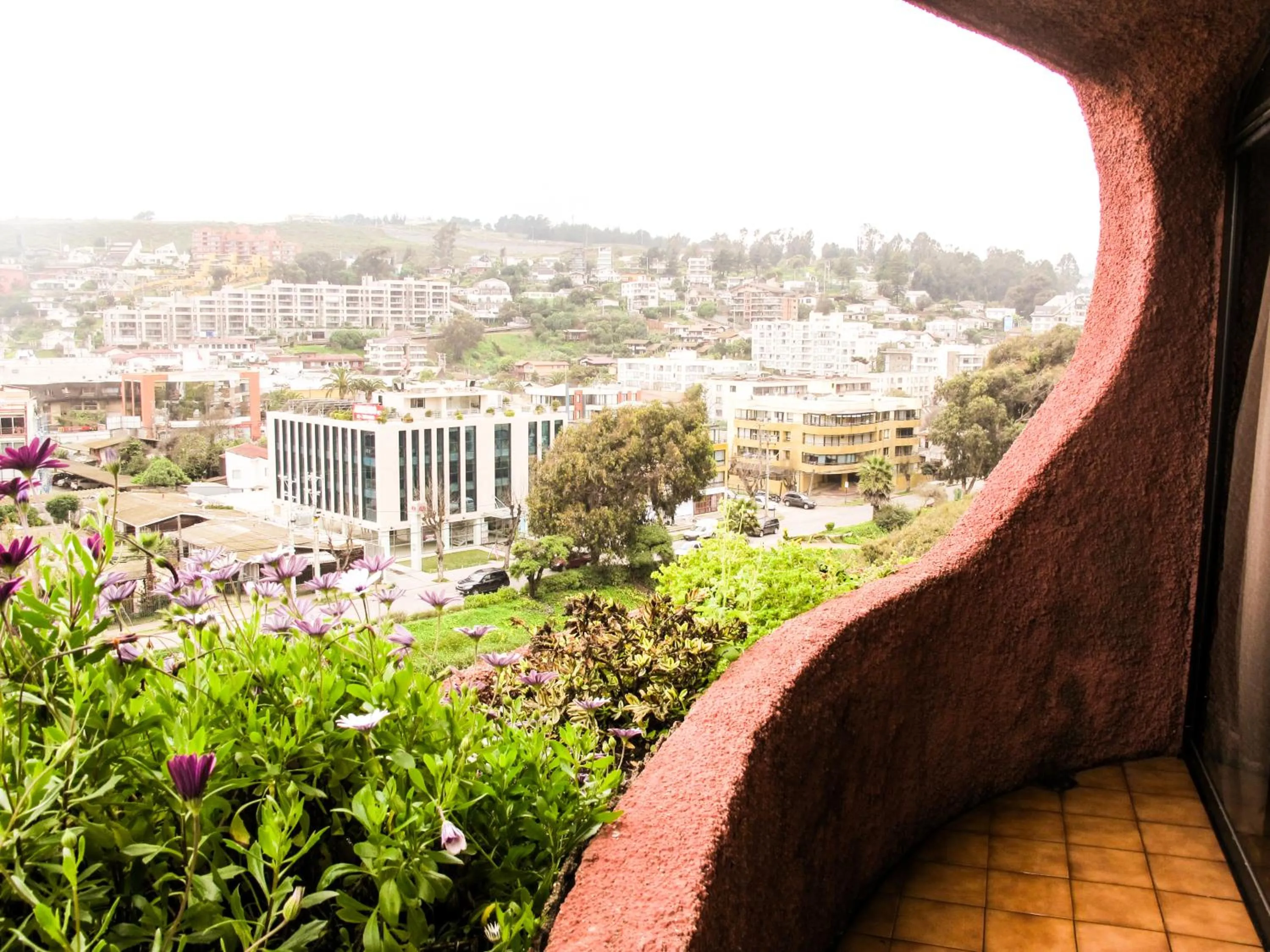 Street view in Hotel Montecarlo Viña del Mar