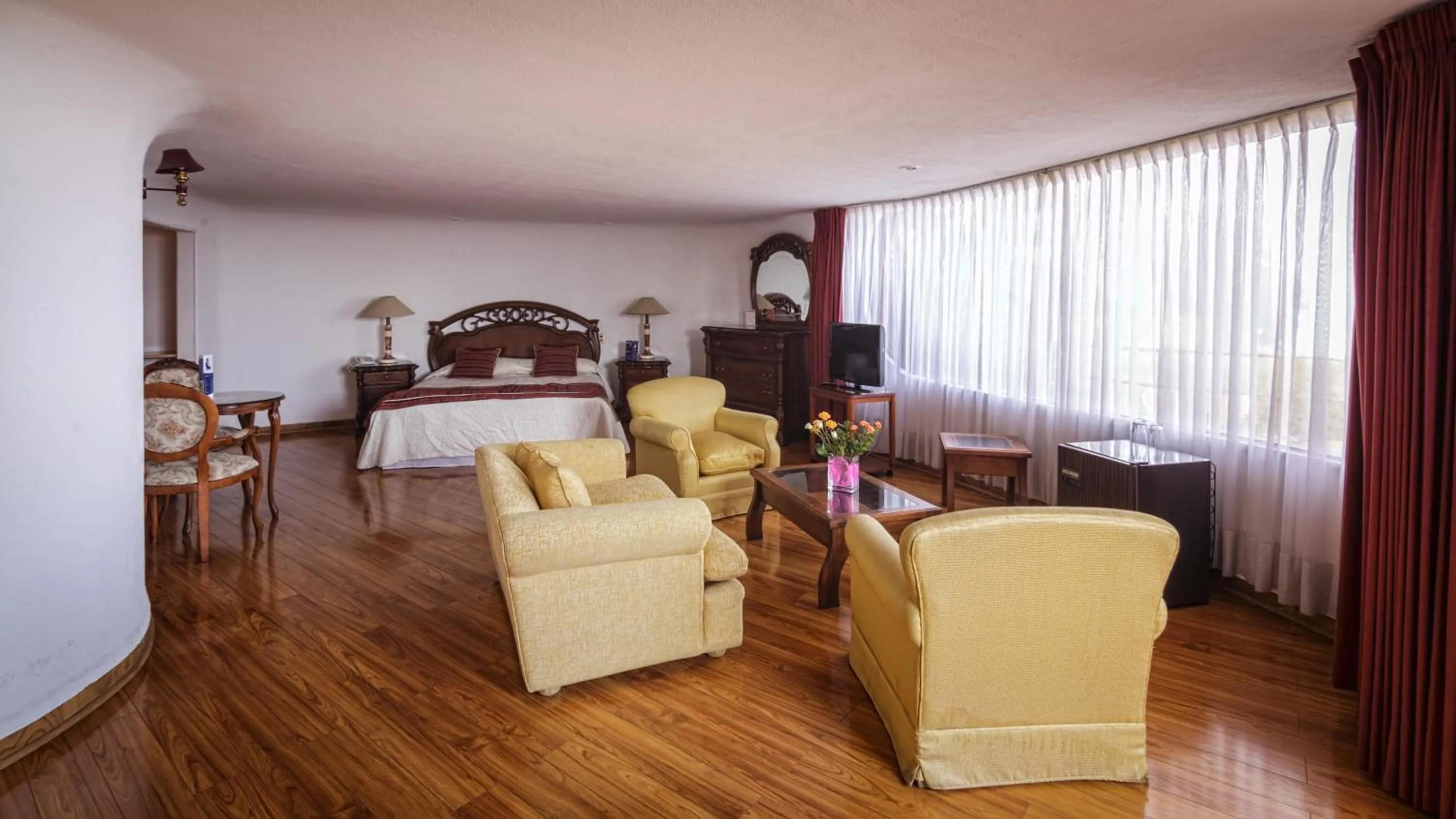 Photo of the whole room in Hotel Montecarlo Viña del Mar