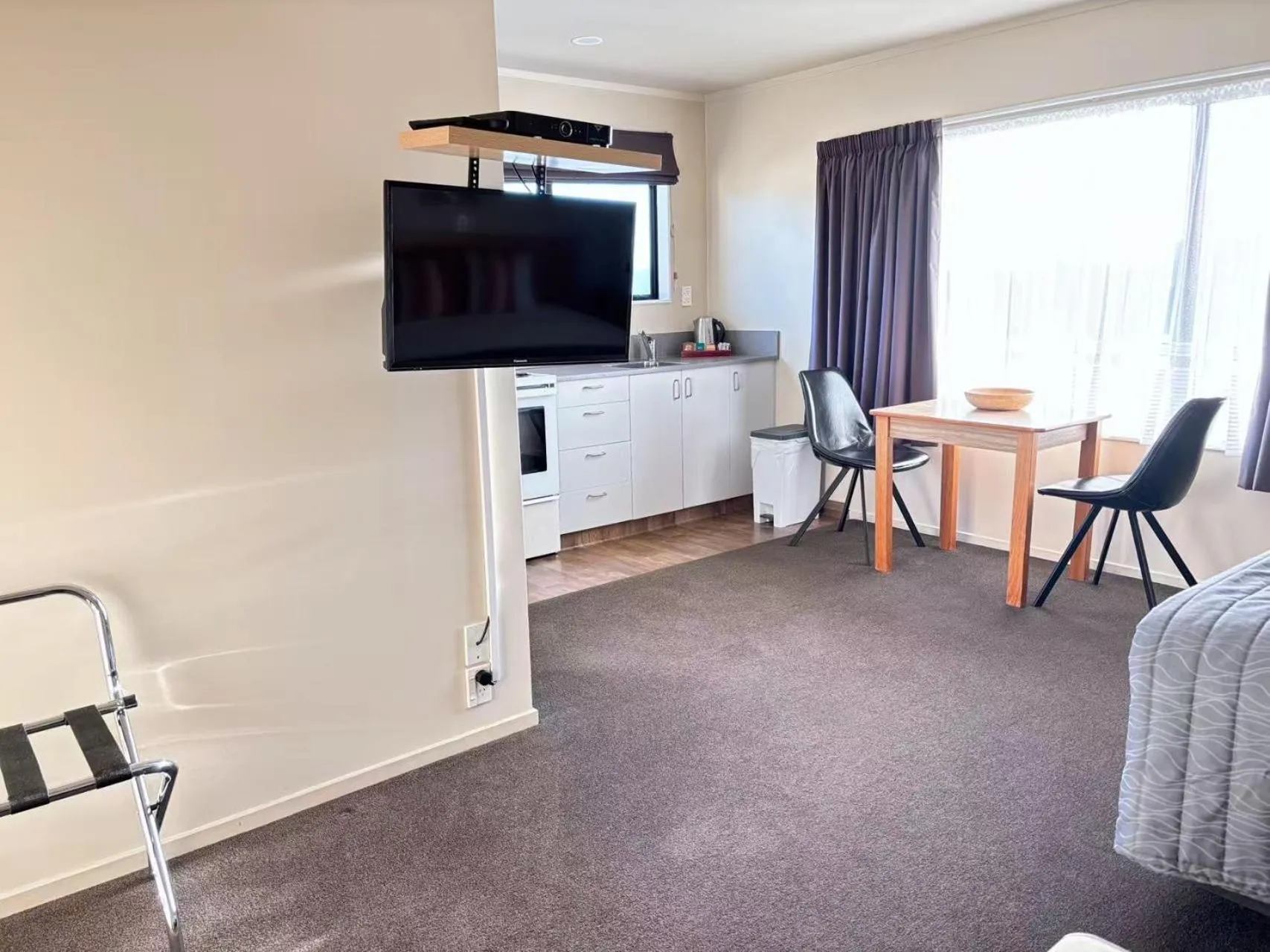 TV and multimedia in Arcadia Motel