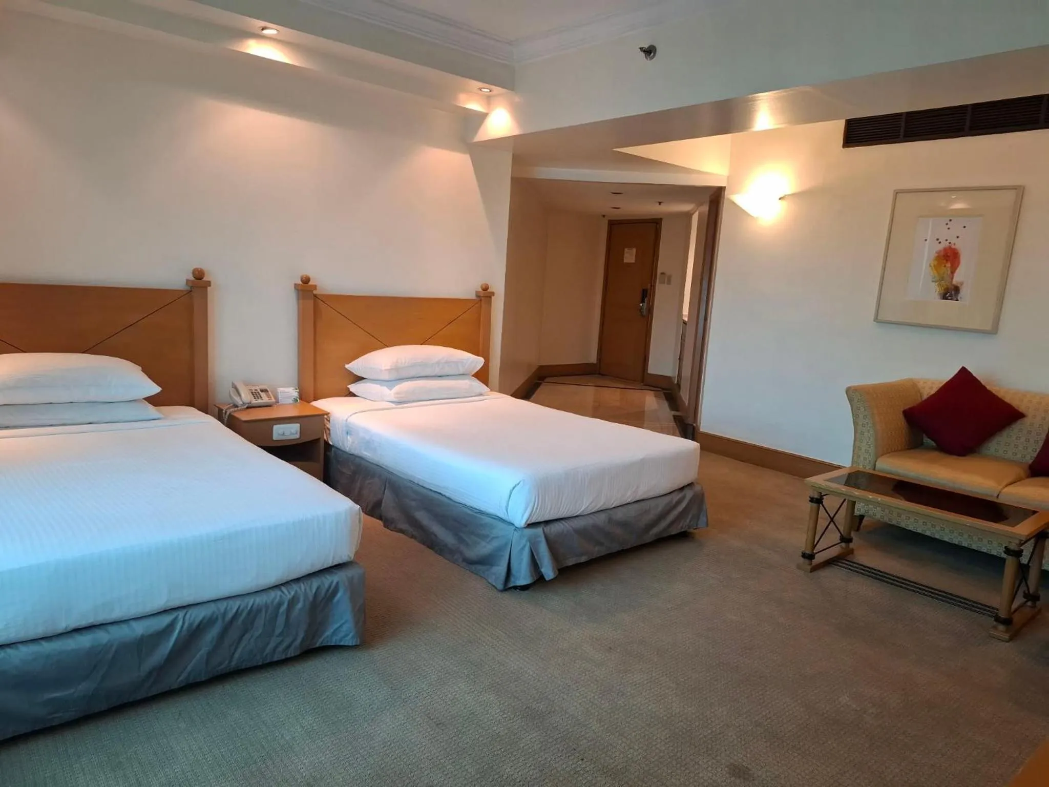 Bedroom, Bed in The Heritage Hotel Manila