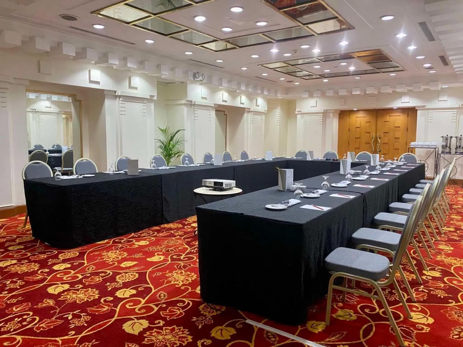 Meeting/conference room in The Heritage Hotel Manila