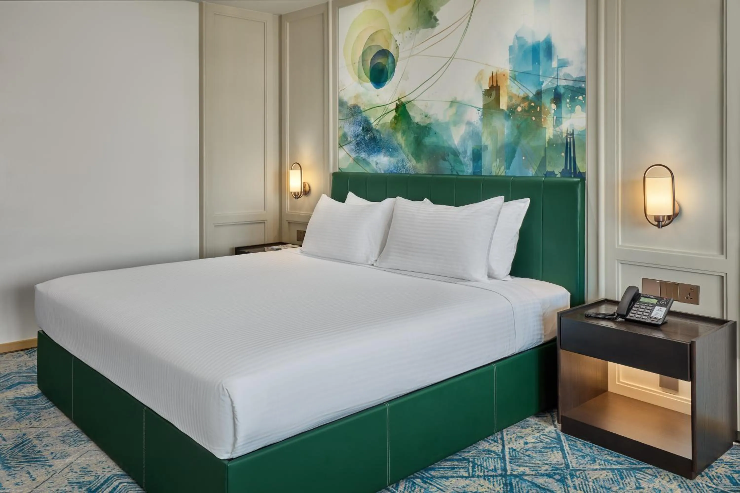 Property building, Bed in The Heritage Hotel Manila