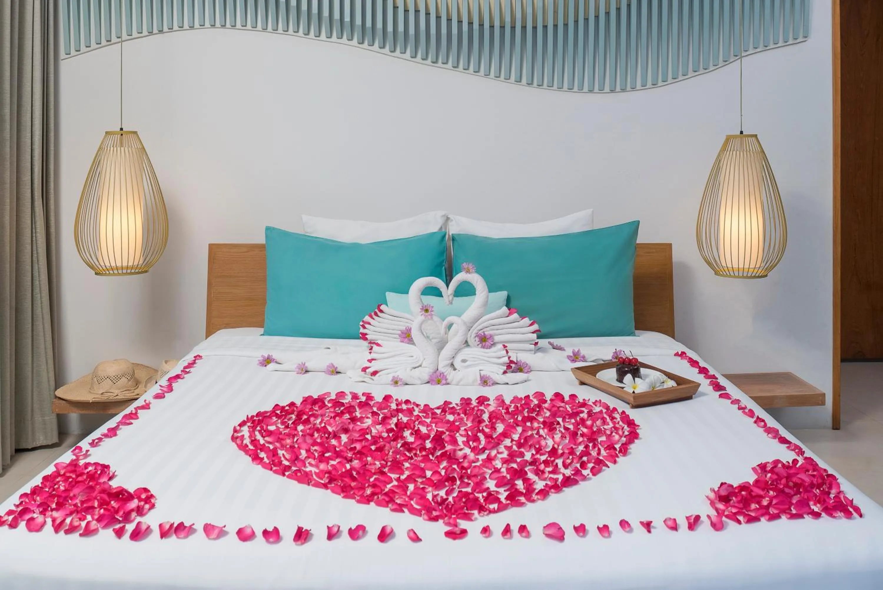 Bedroom, Bed in Idyllic Concept Resort