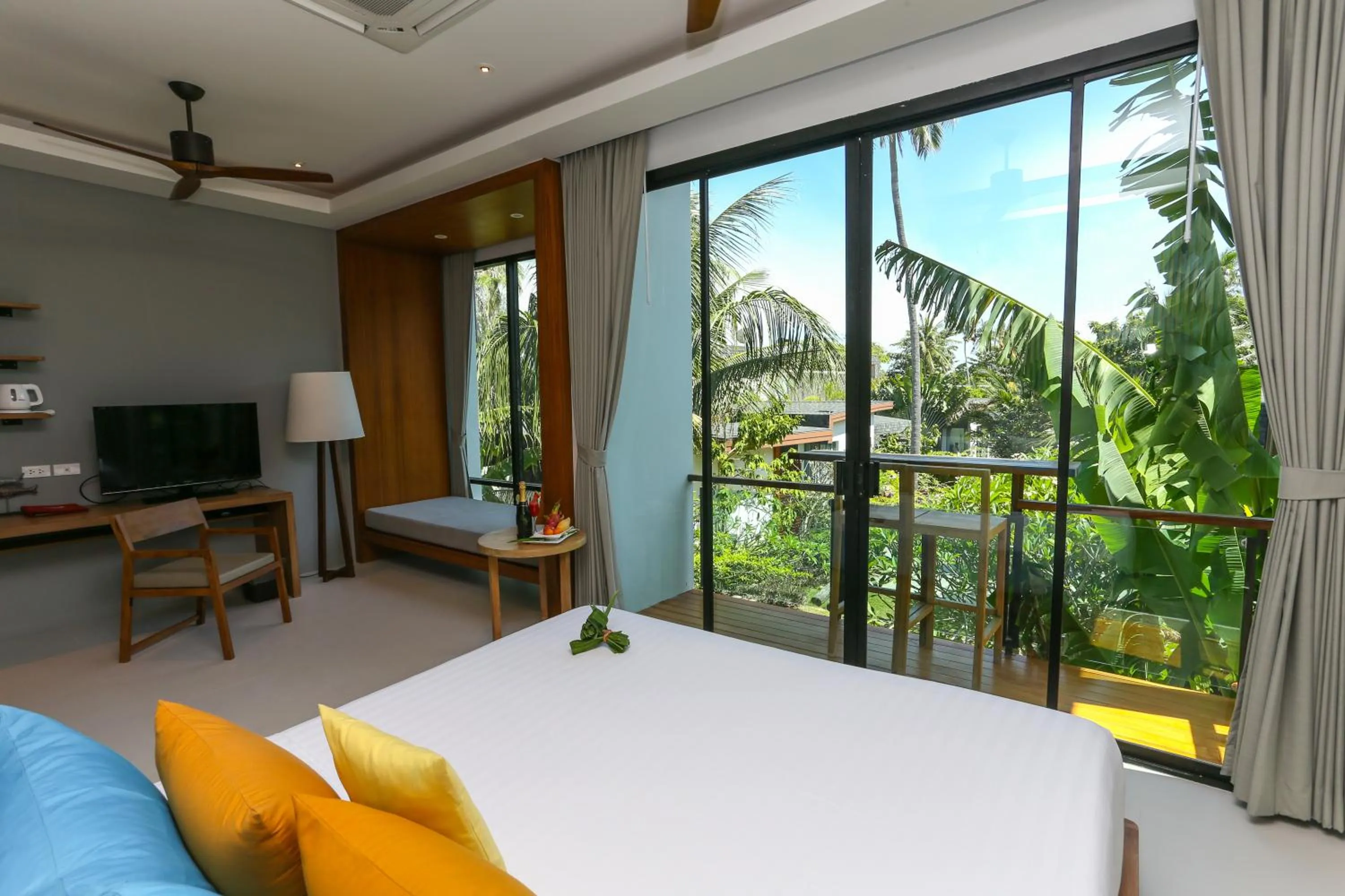 Bedroom, Bed in Idyllic Concept Resort