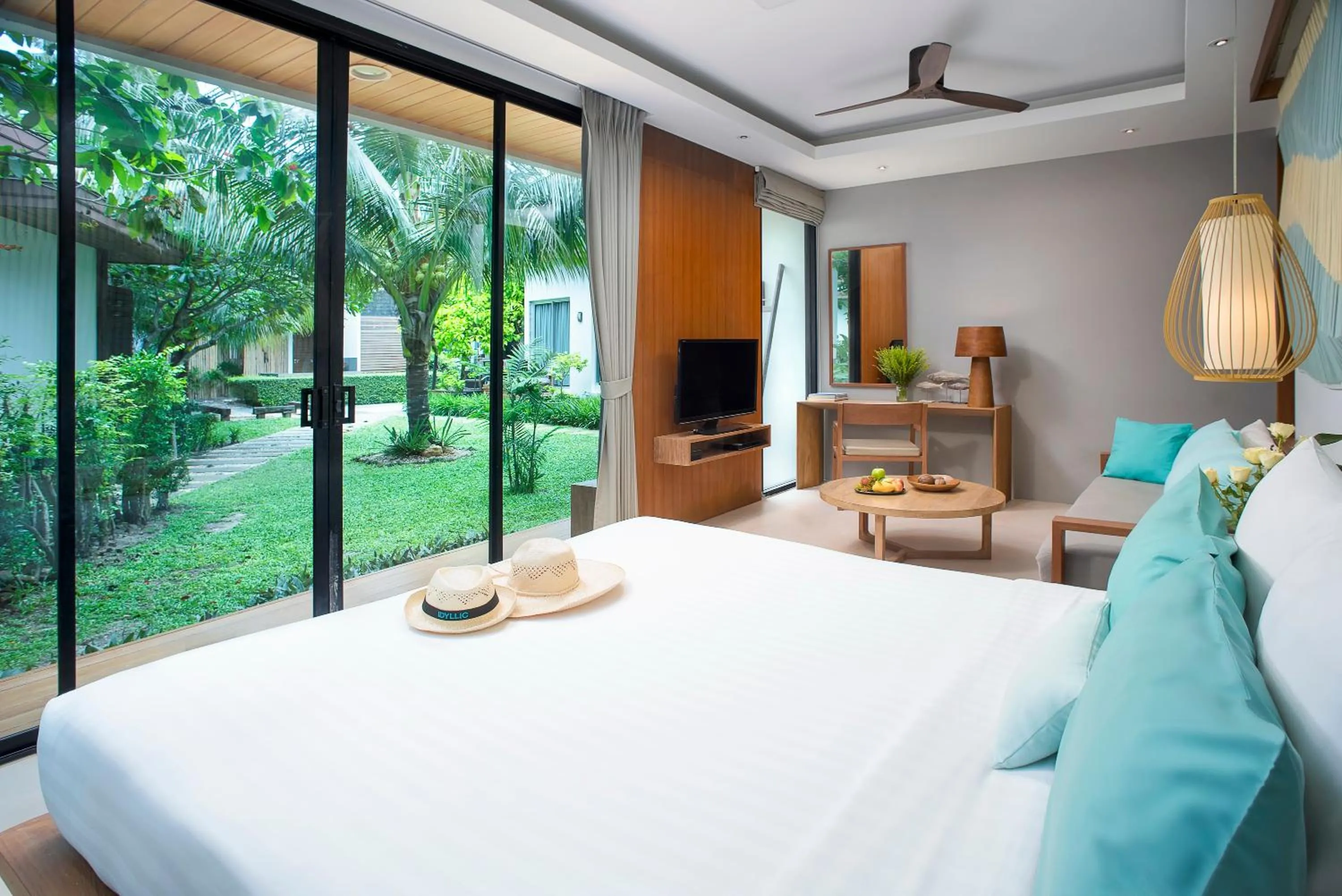 Bathroom, Bed in Idyllic Concept Resort