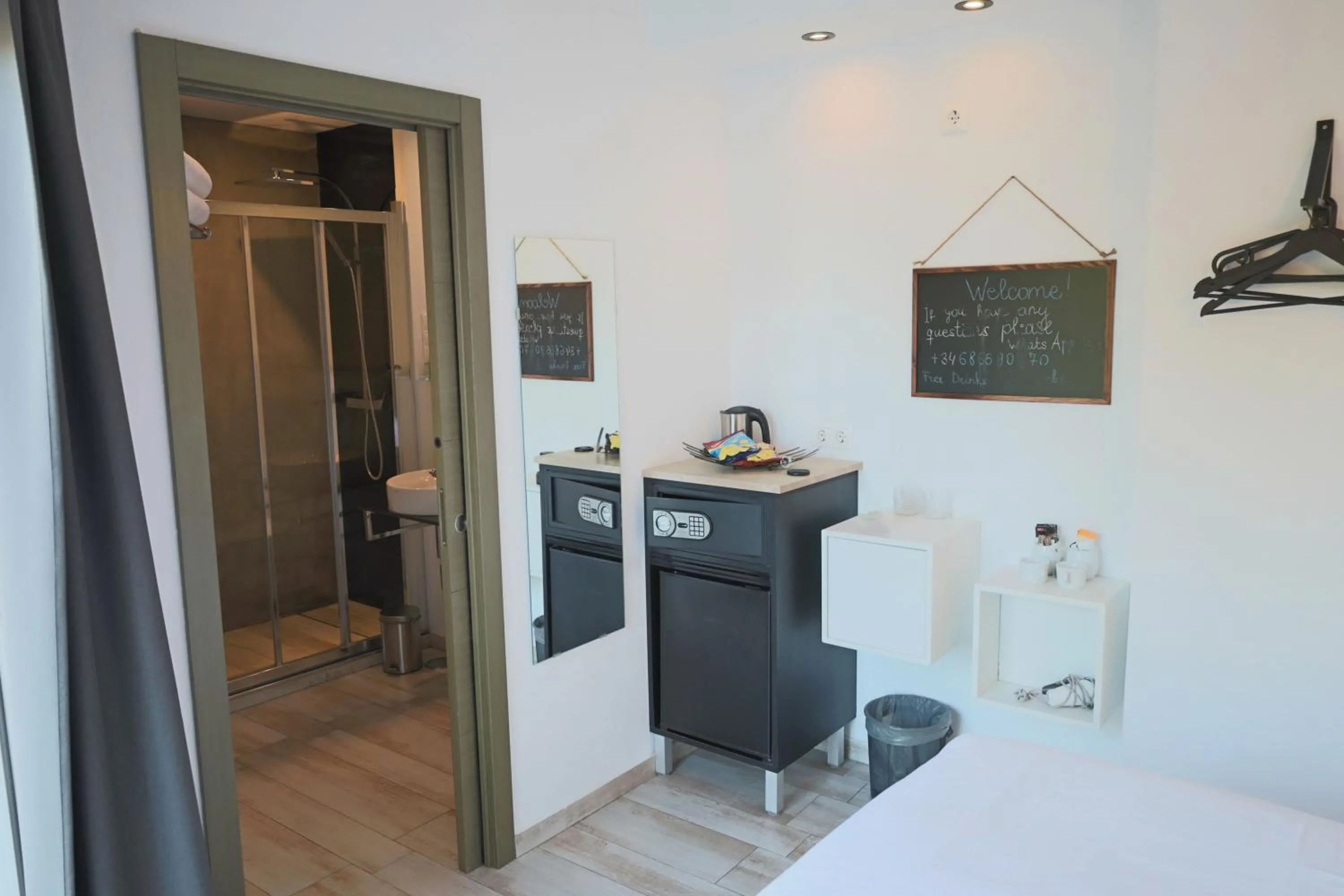 hair dresser in Terrace Costa Hotel