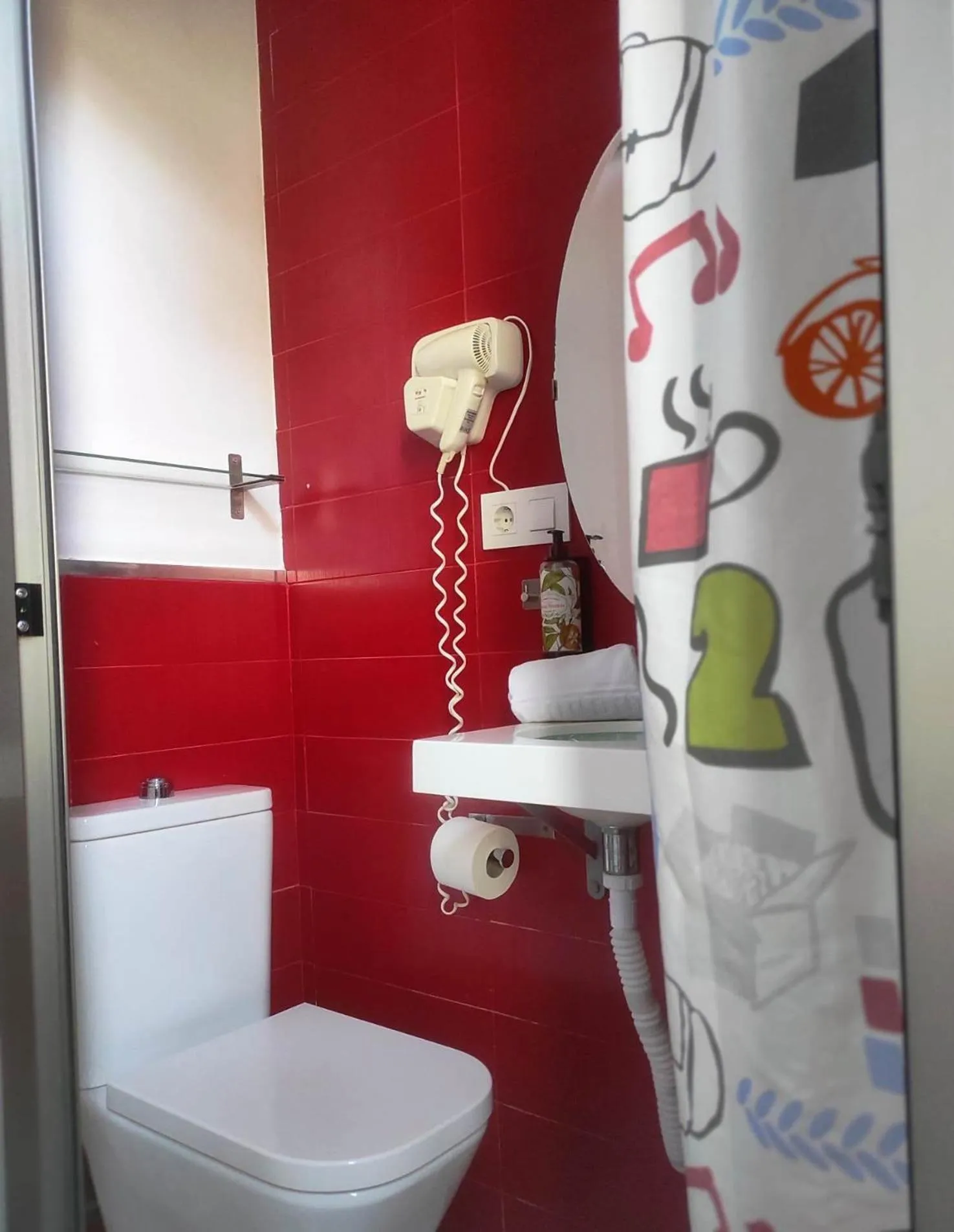 Shower in Nest Style Granada