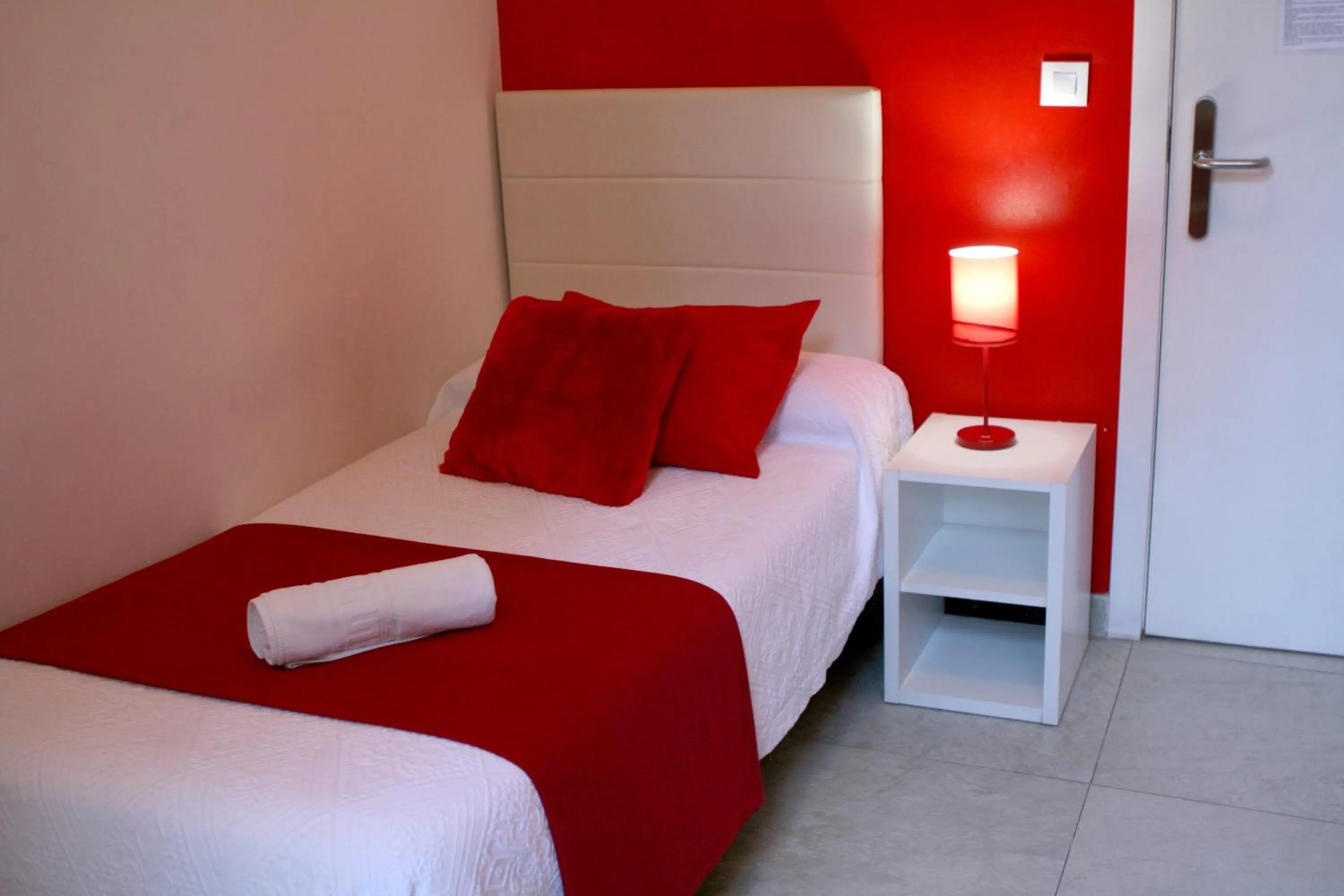 Bed in Nest Style Granada