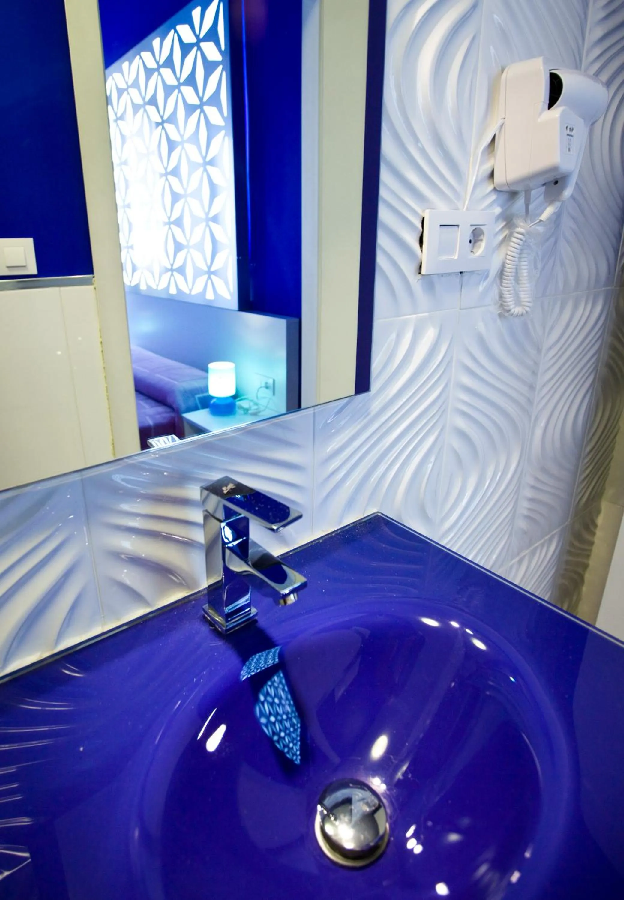 Bathroom in Nest Style Granada