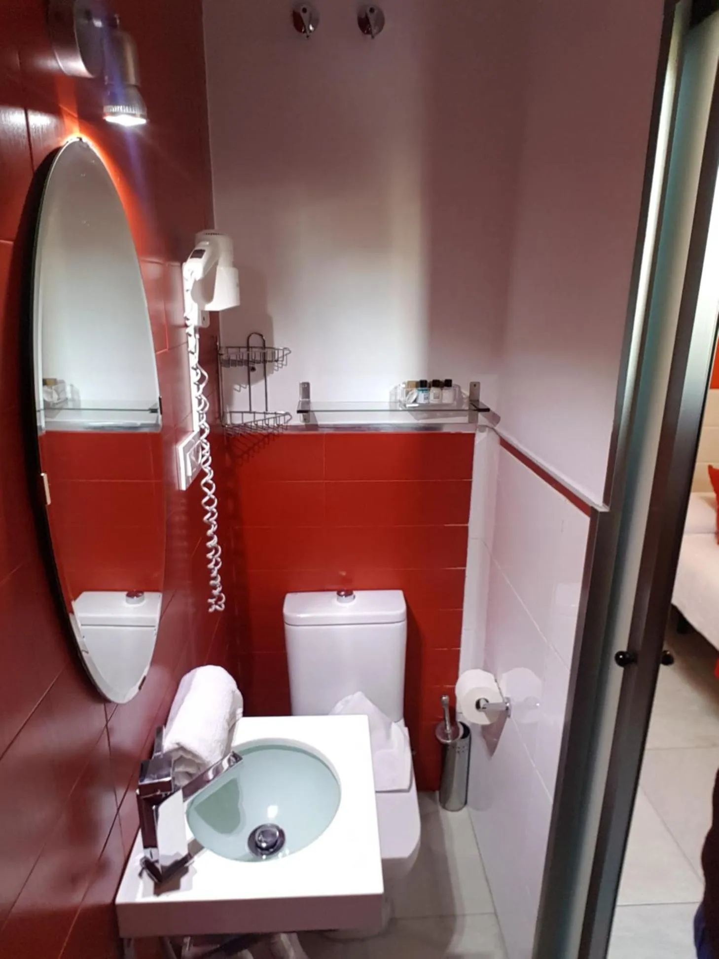 Toilet in Nest Style Granada