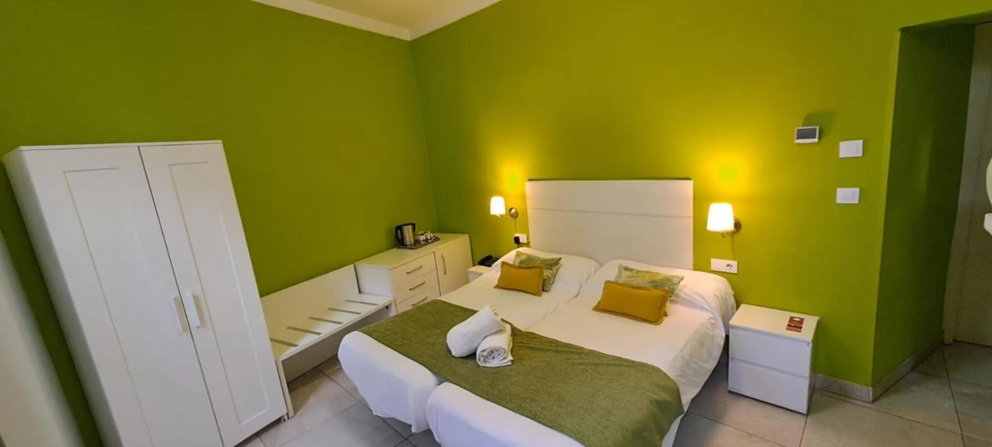 Bed in Nest Style Granada