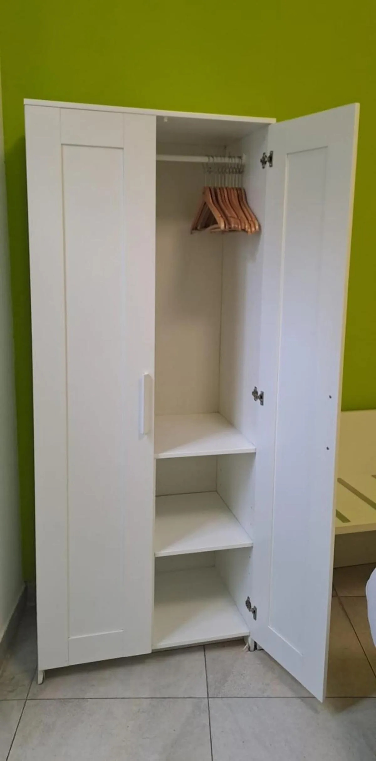 wardrobe in Nest Style Granada