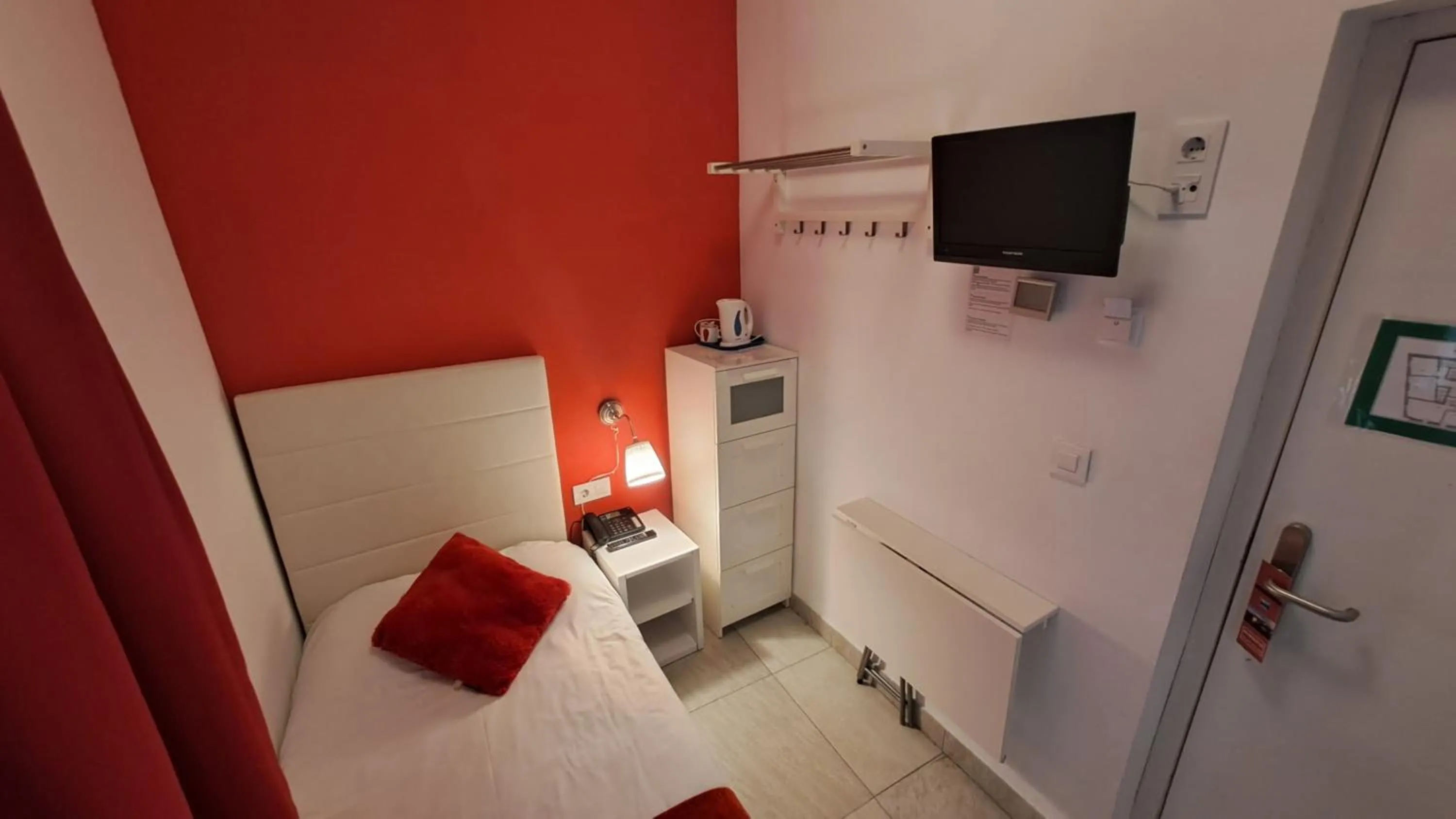 Bed in Nest Style Granada