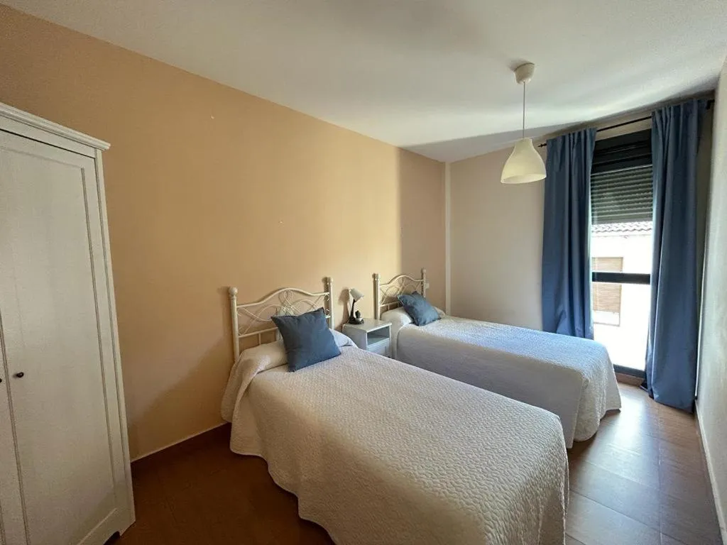 Bed in Ronda Navarra by Valdesierra