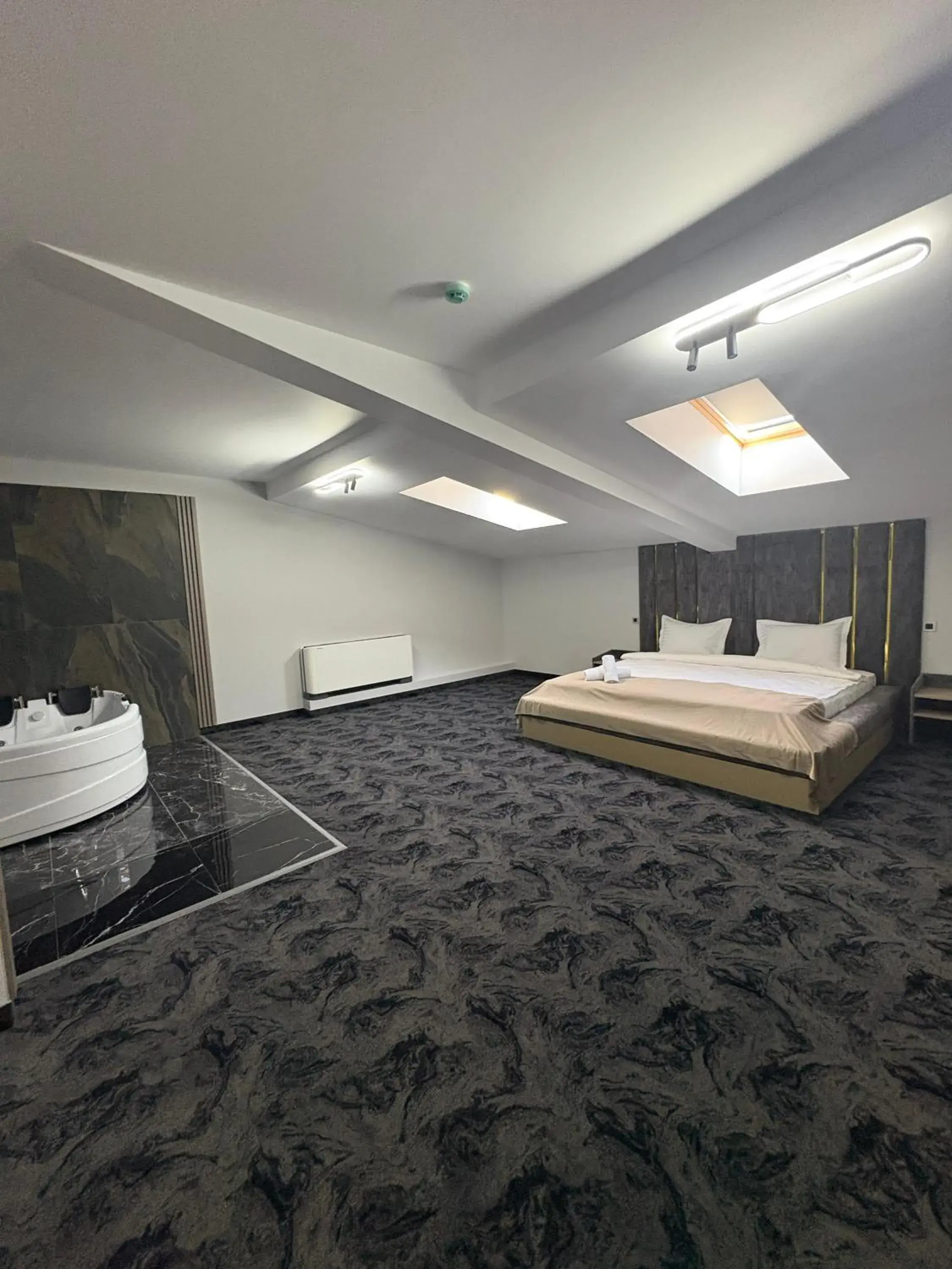 King Suite with Spa Bath in Black Tulip Hotel King Suite with Spa Bath in Black Tulip Hotel