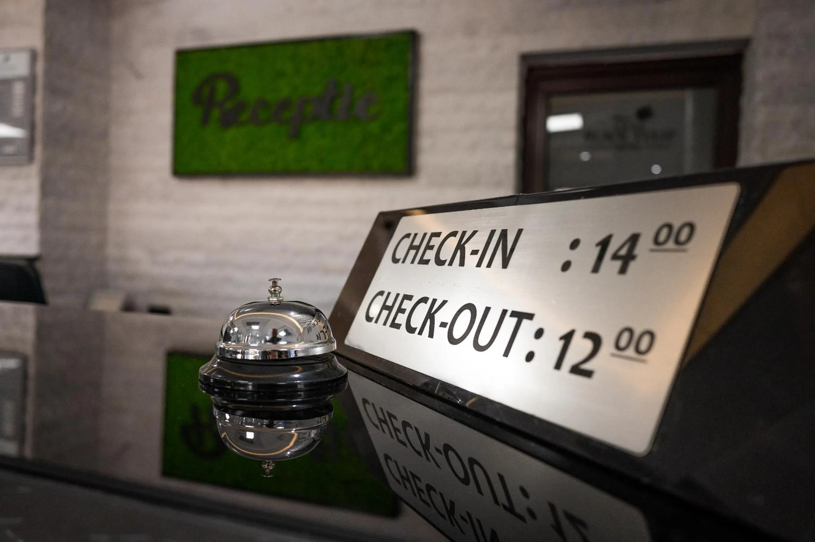 Logo/Certificate/Sign in Black Tulip Hotel