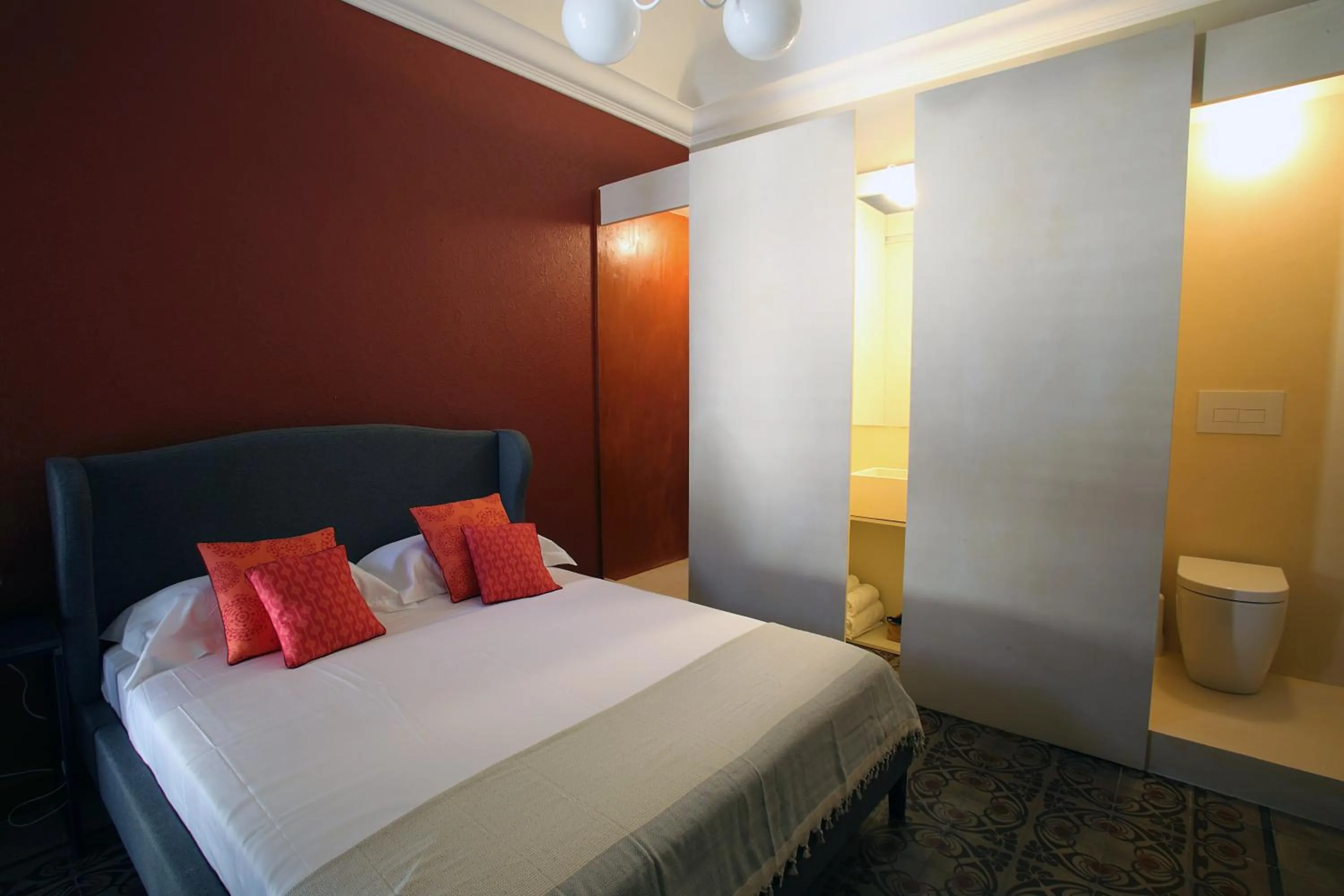 Bathroom in Avolio Tailored Rooms