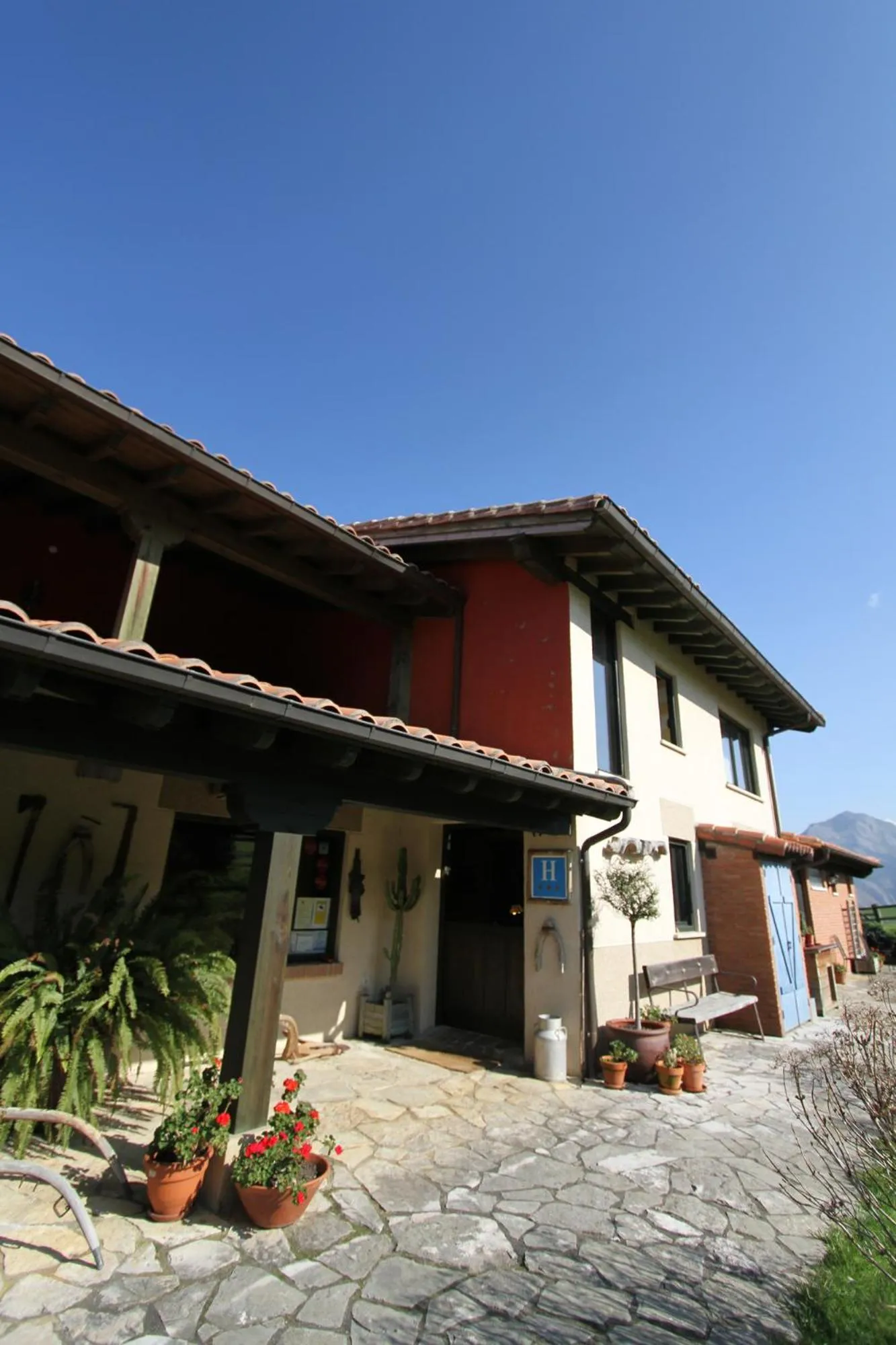 Facade/entrance in Paraje del Asturcon - Adults only