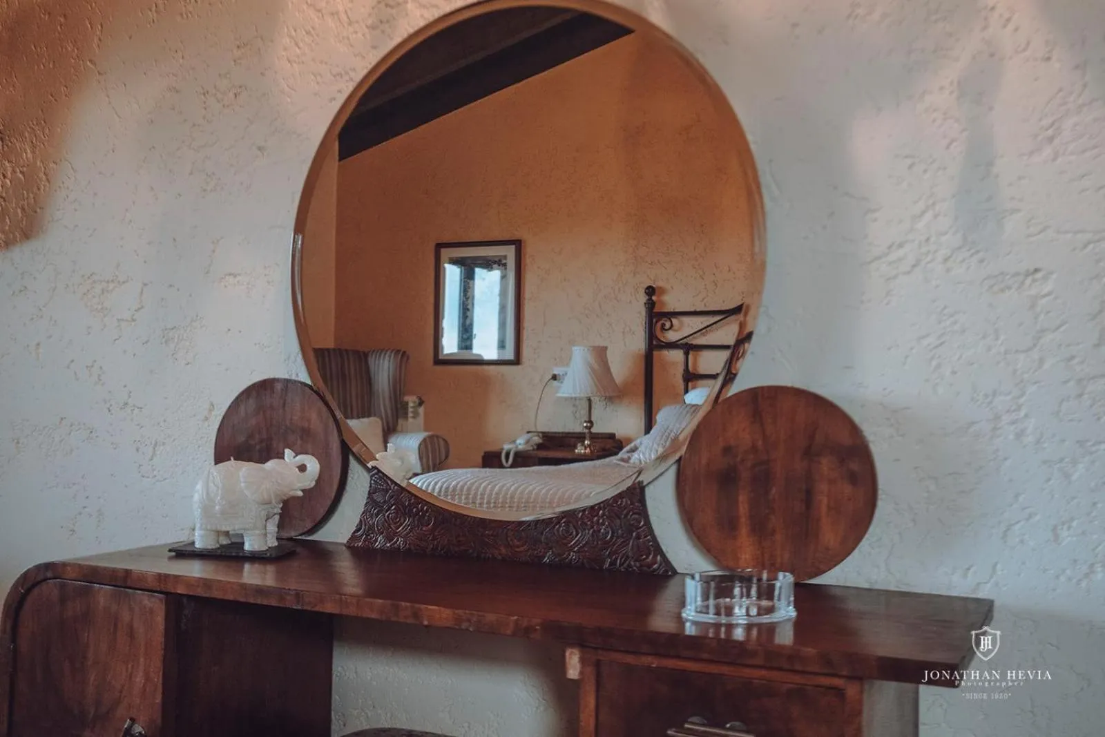 Decorative detail in Paraje del Asturcon - Adults only