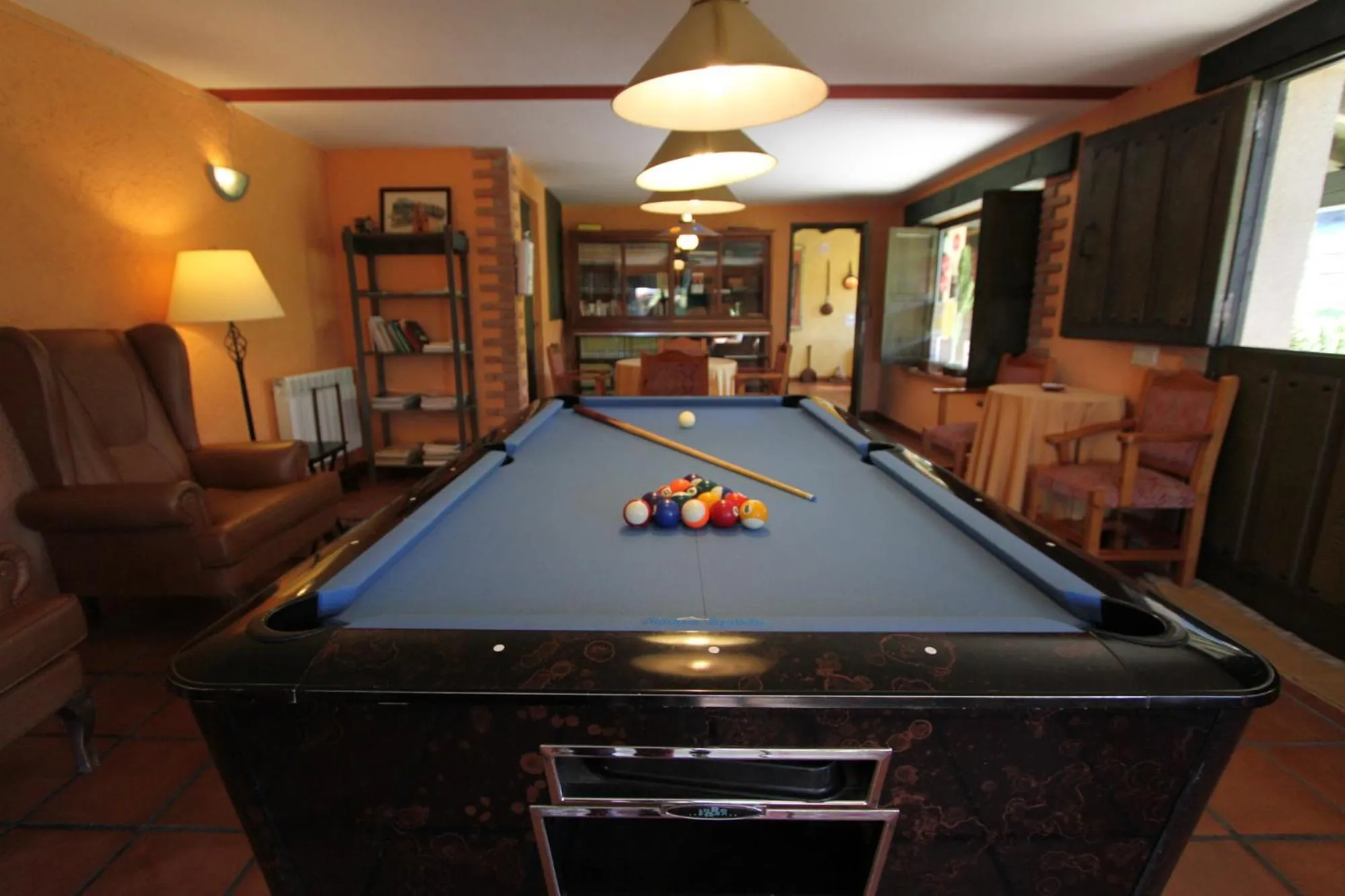 Billiard in Paraje del Asturcon - Adults only
