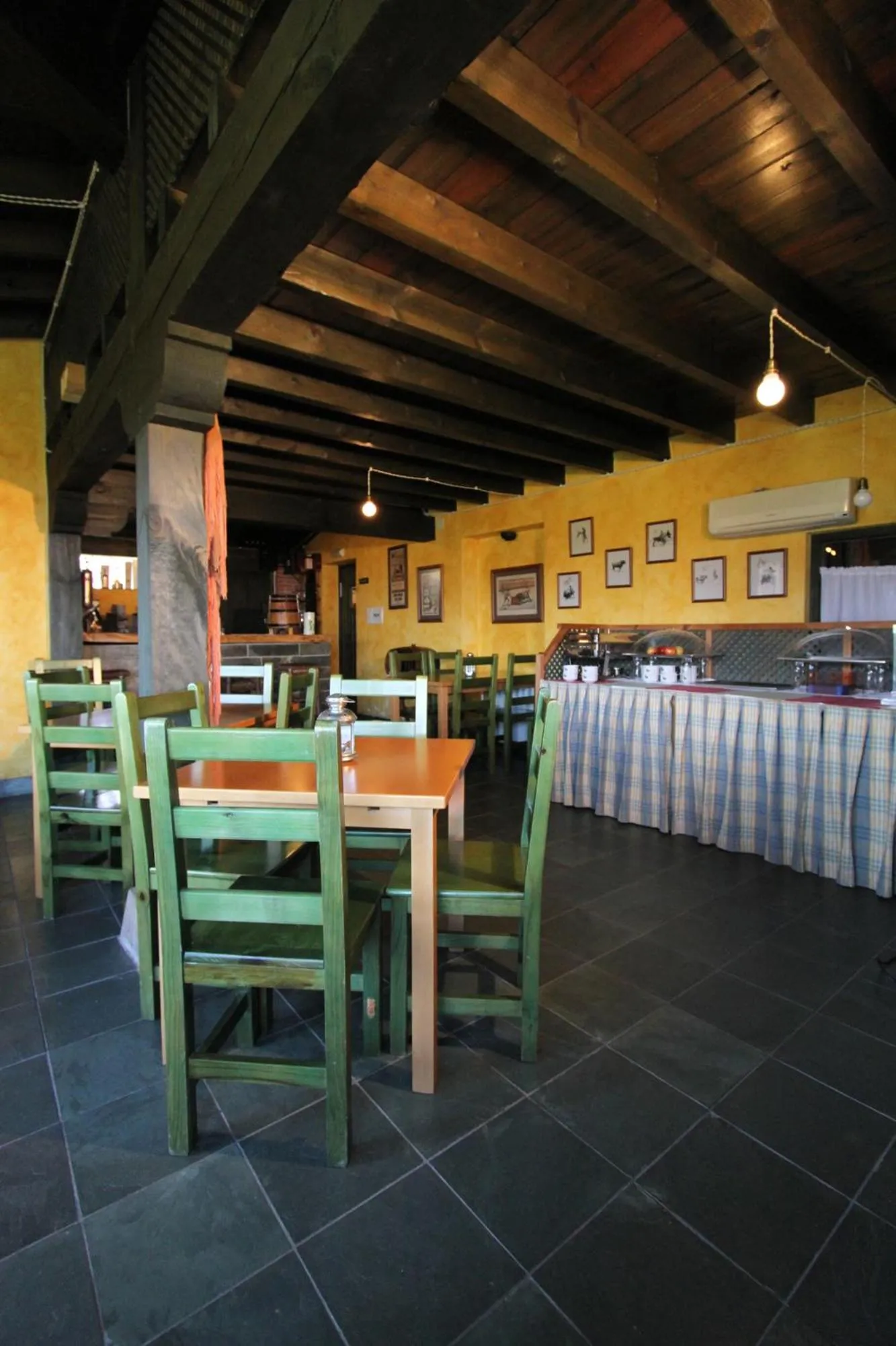 Restaurant/places to eat in Paraje del Asturcon - Adults only