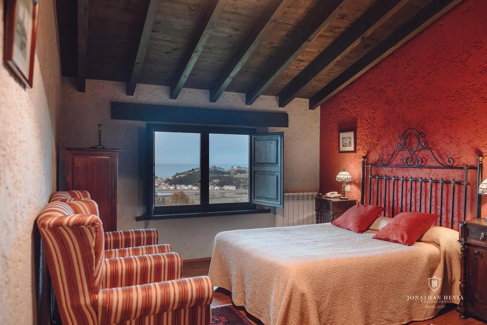 Photo of the whole room in Paraje del Asturcon - Adults only