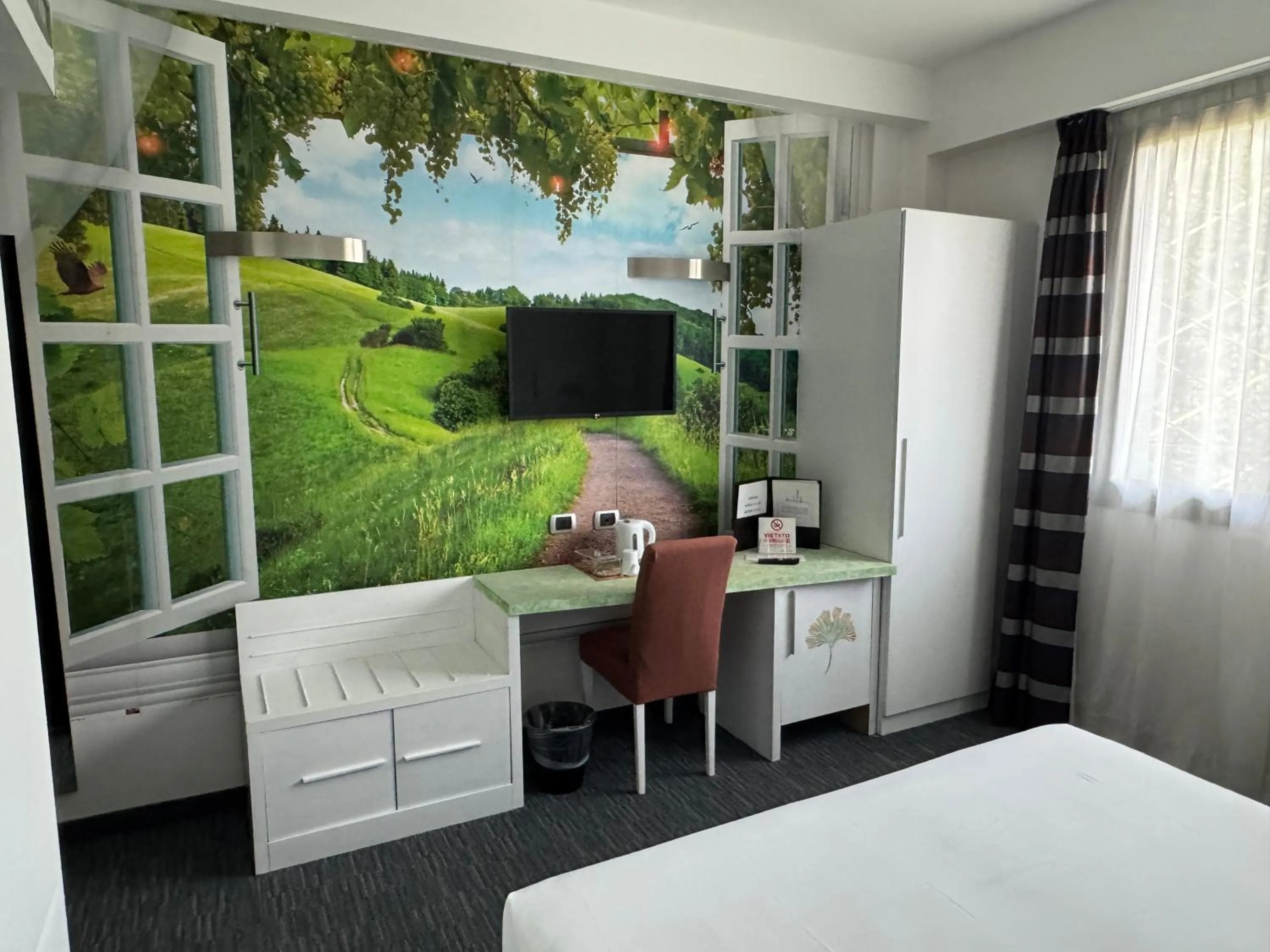 TV and multimedia, Bed in Hotel Sporting Cologno