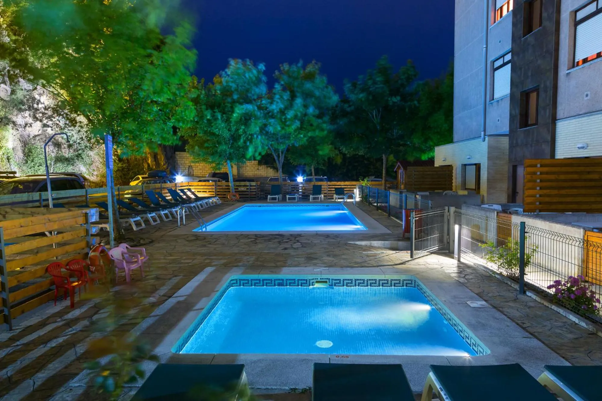 Night in Hotel Los Arces