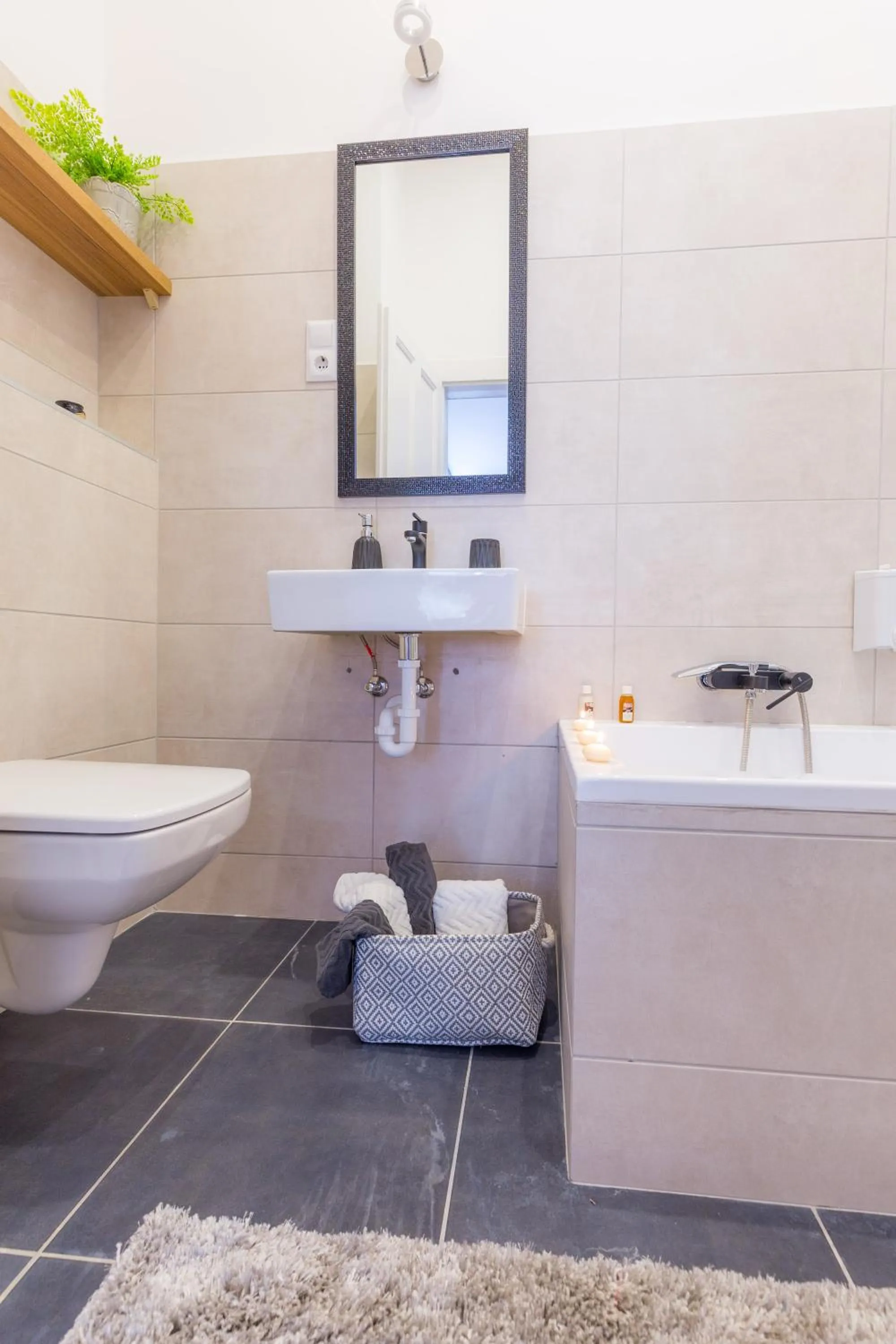 Real Apartments Zichy