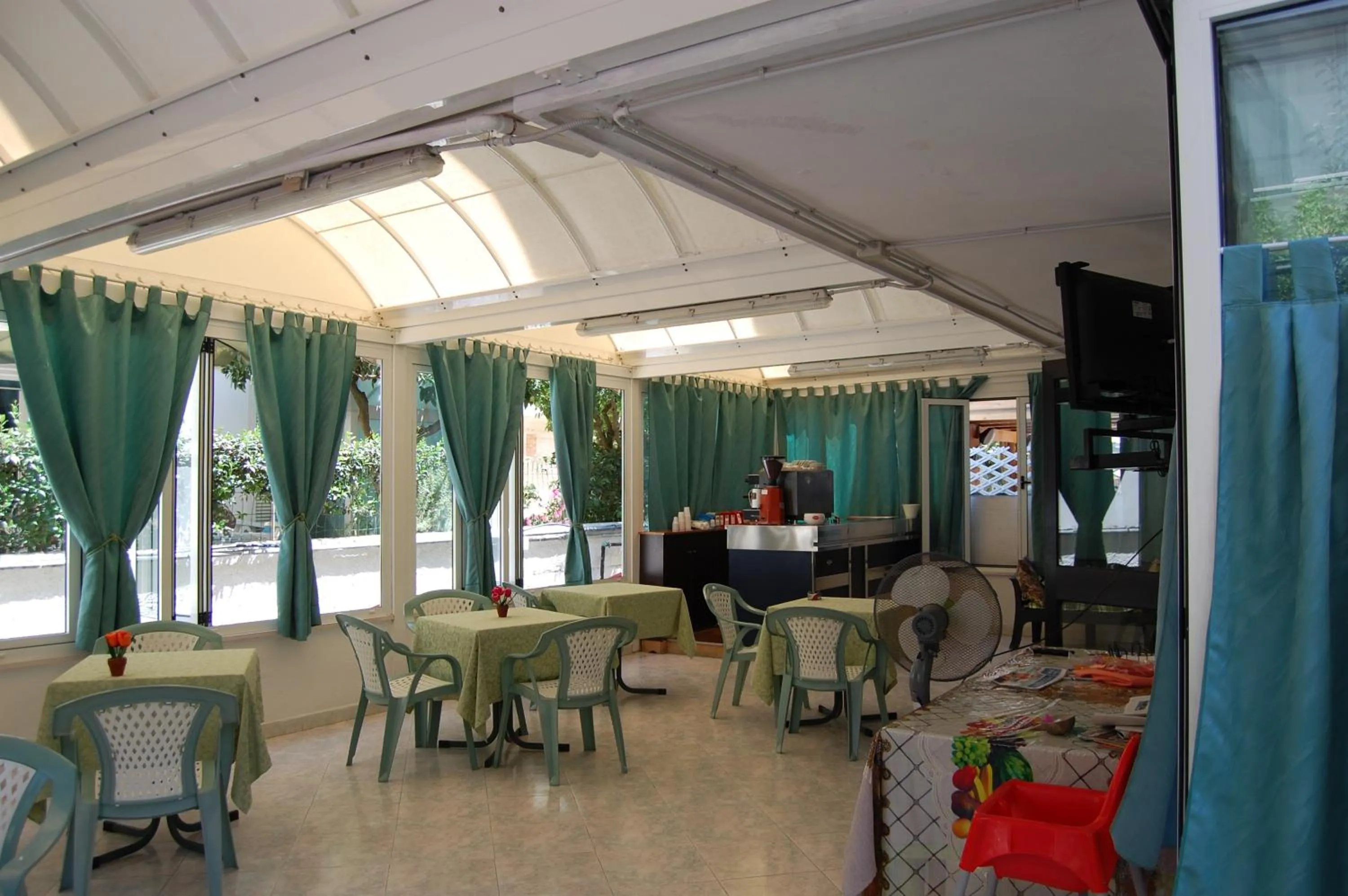 Lounge or bar in Verde Mare