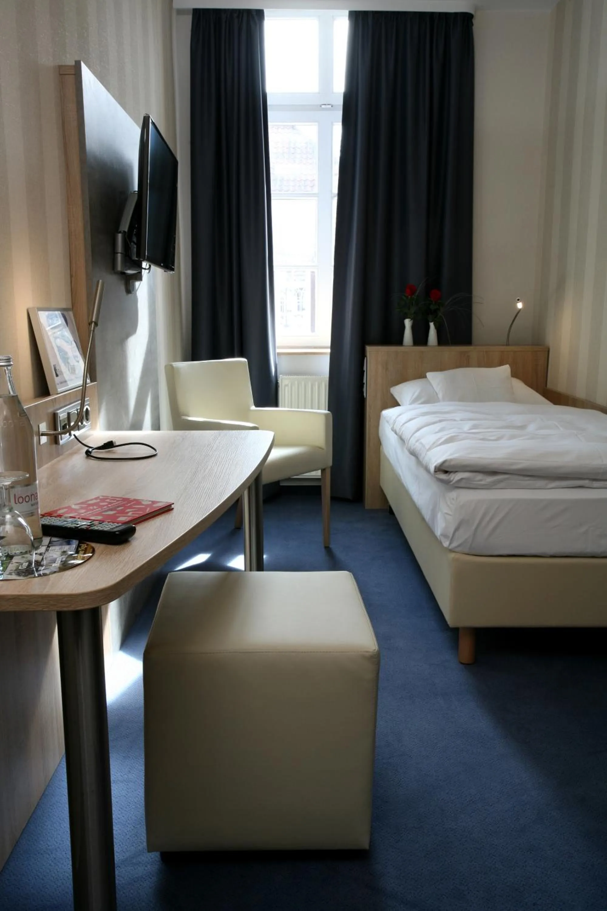 Photo of the whole room, Bed in Nigel Restaurant & Hotel im Wendland