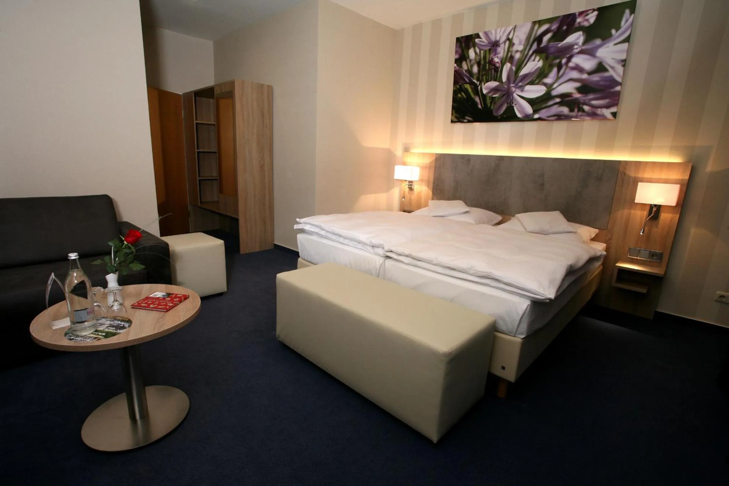 Photo of the whole room, Bed in Nigel Restaurant & Hotel im Wendland