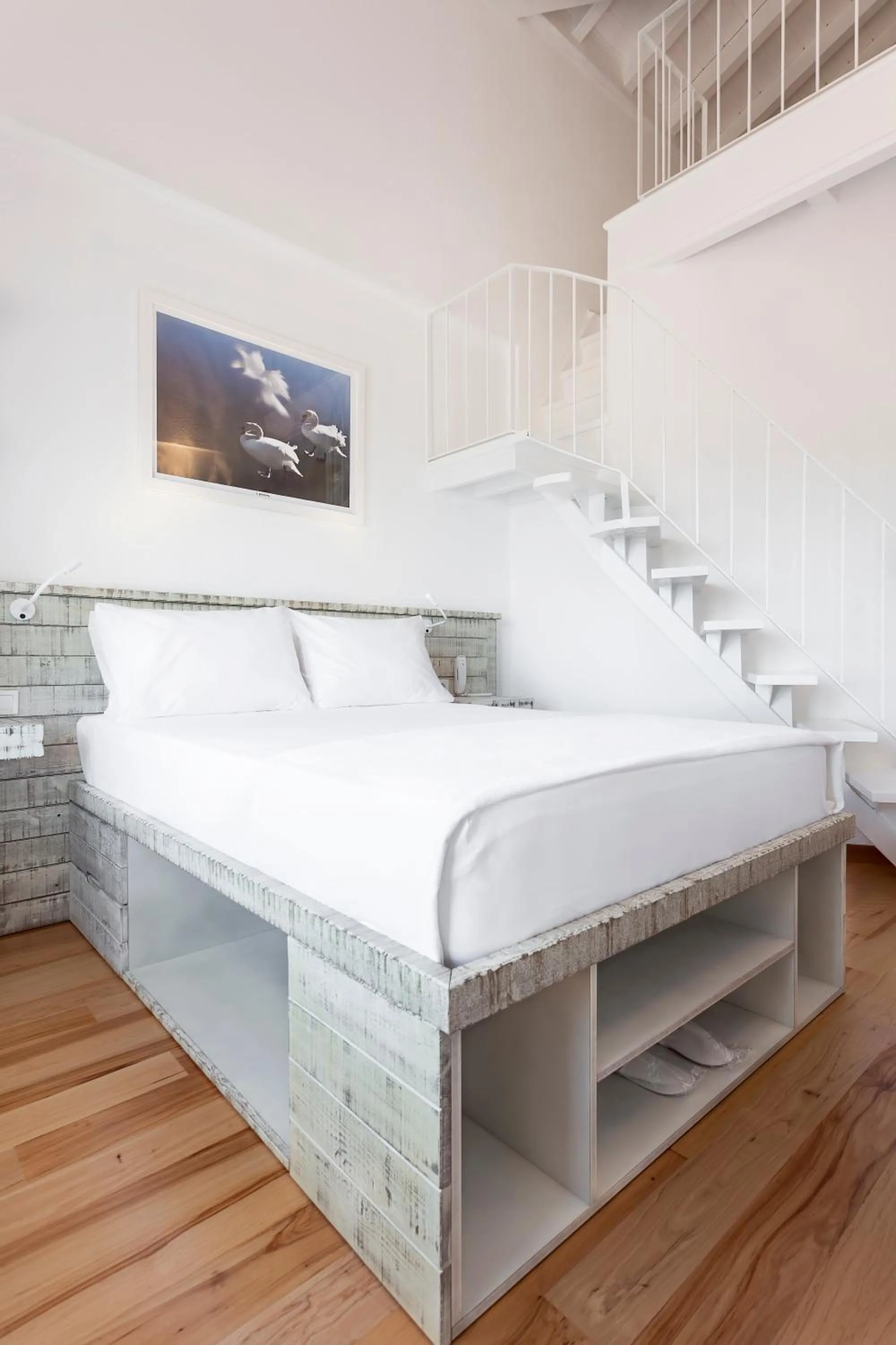 Cunda Pur Beyaz Hotel