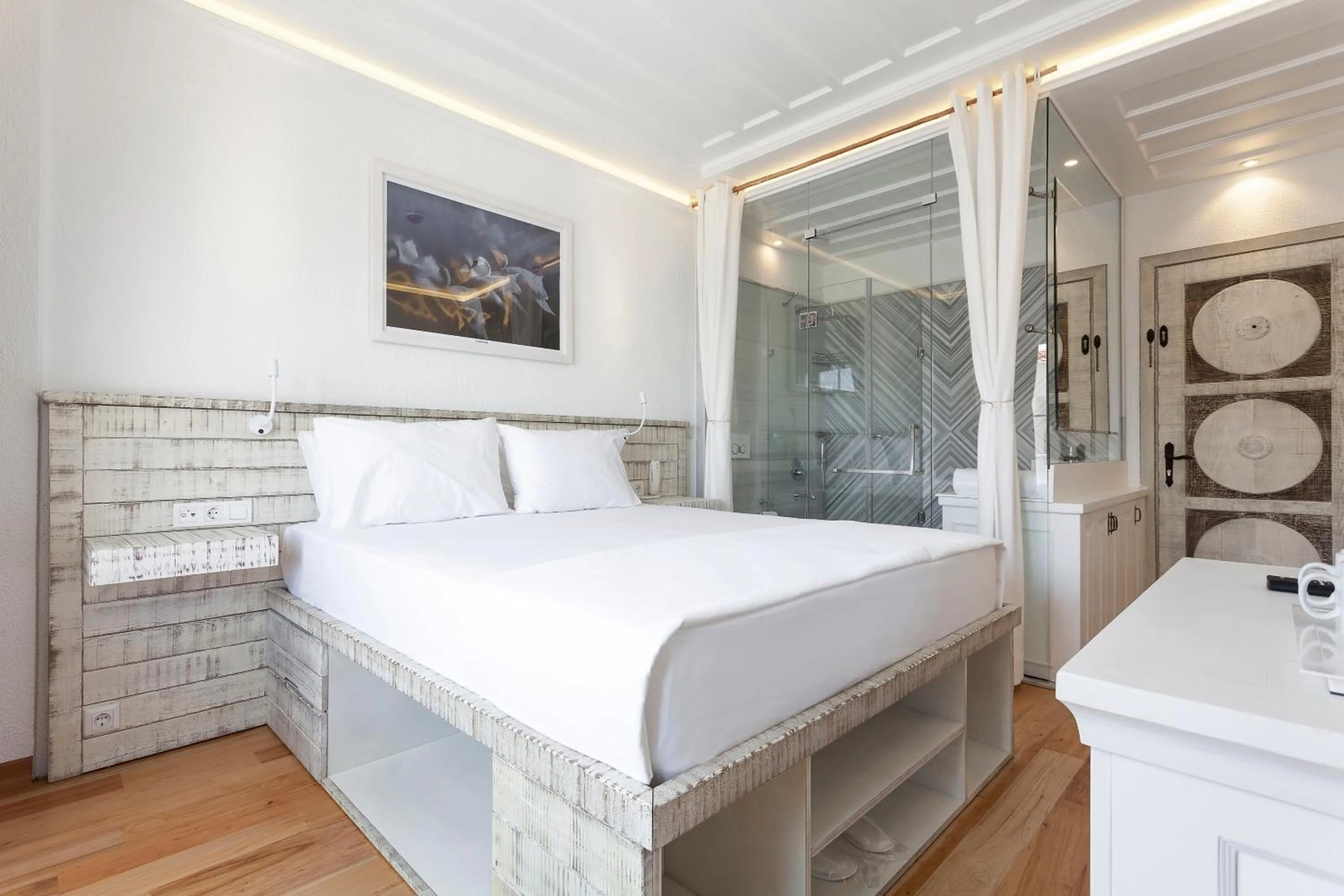 Cunda Pur Beyaz Hotel