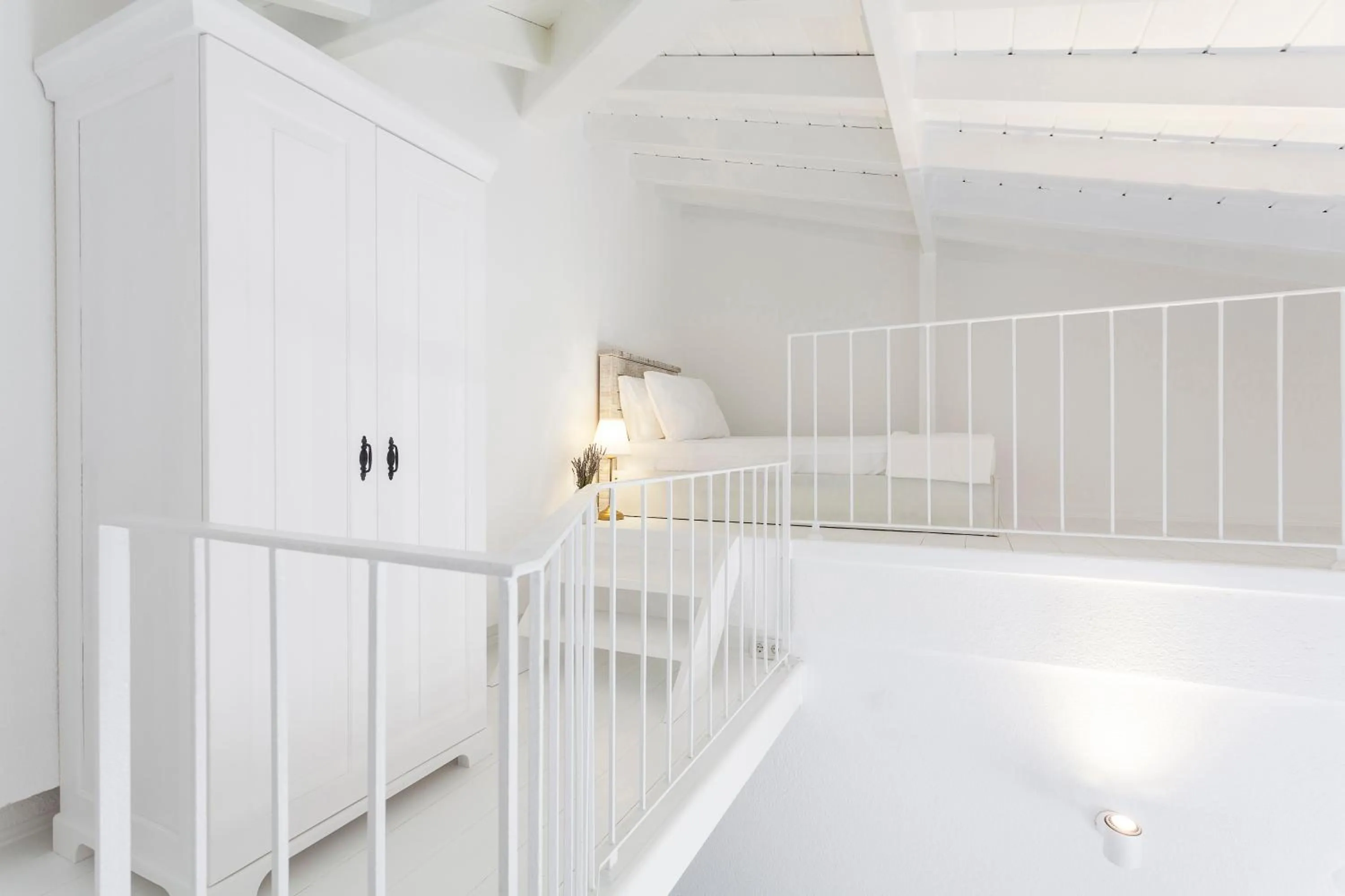 Cunda Pur Beyaz Hotel