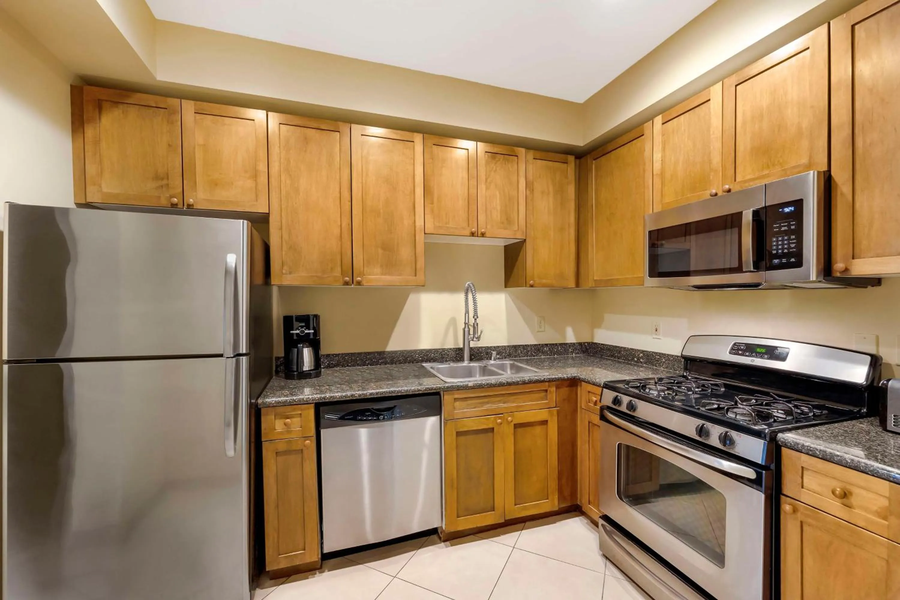 Kitchen or kitchenette in Hilton Vacation Club Cancun Resort Las Vegas