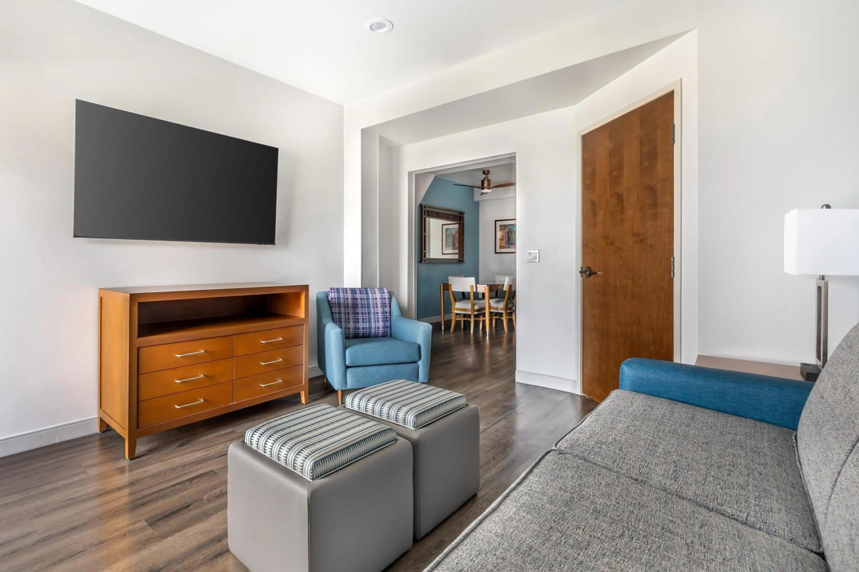 Living room in Hilton Vacation Club Cancun Resort Las Vegas