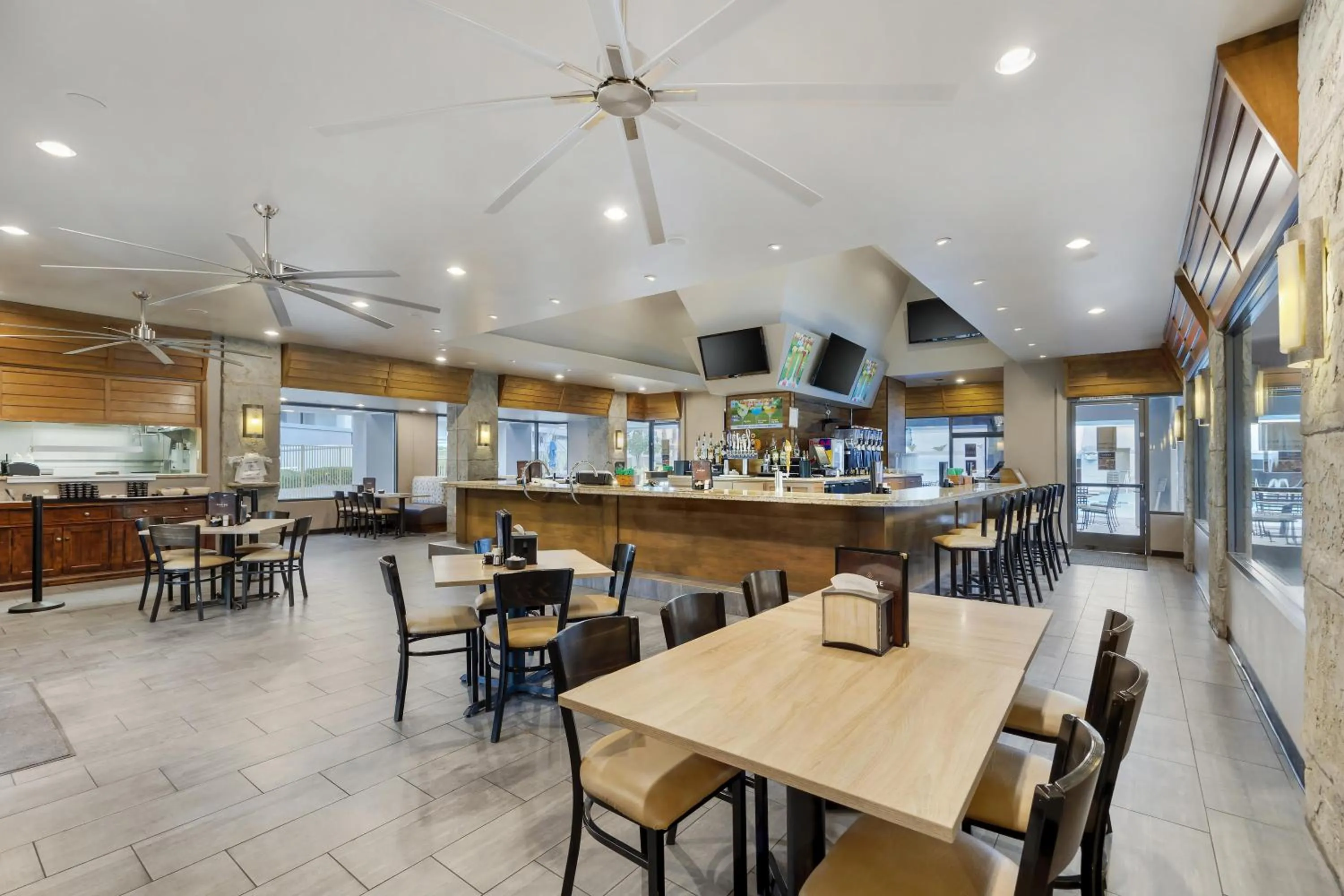 Restaurant/places to eat in Hilton Vacation Club Cancun Resort Las Vegas