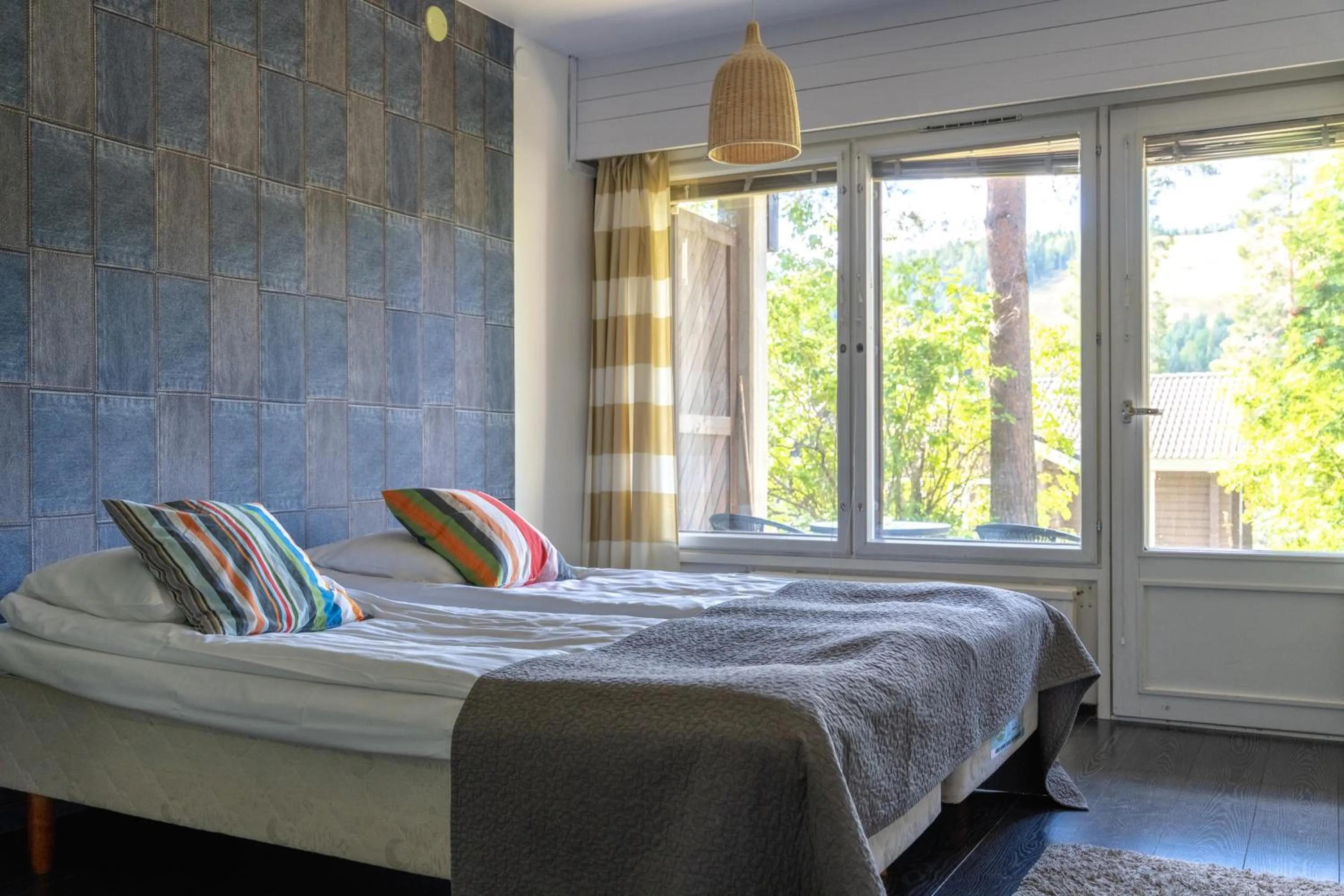 Bedroom, Bed in Ukko