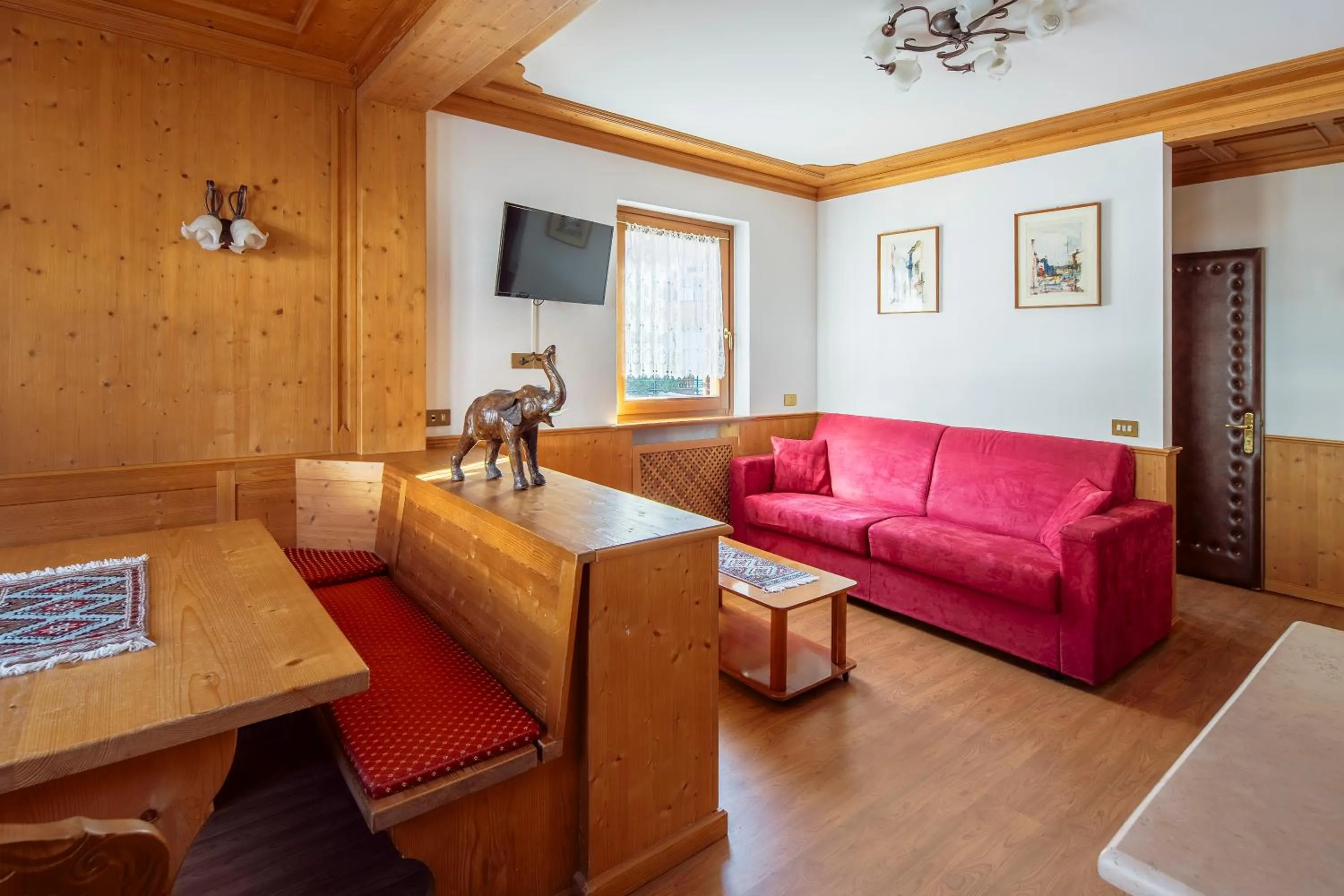 TV and multimedia in Barisetti Sport Hotel