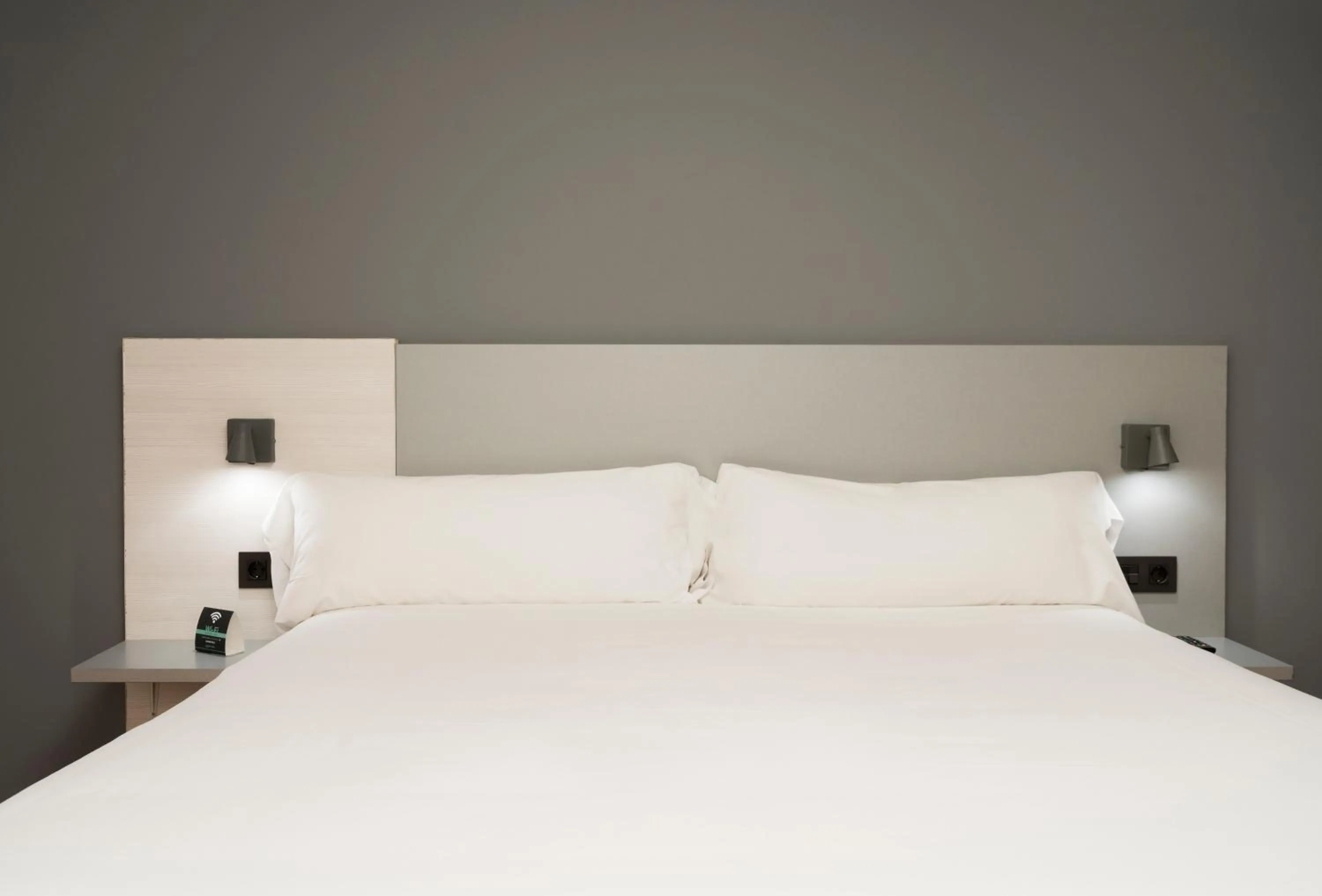 Bed in Hotel Alda Centro Gijón