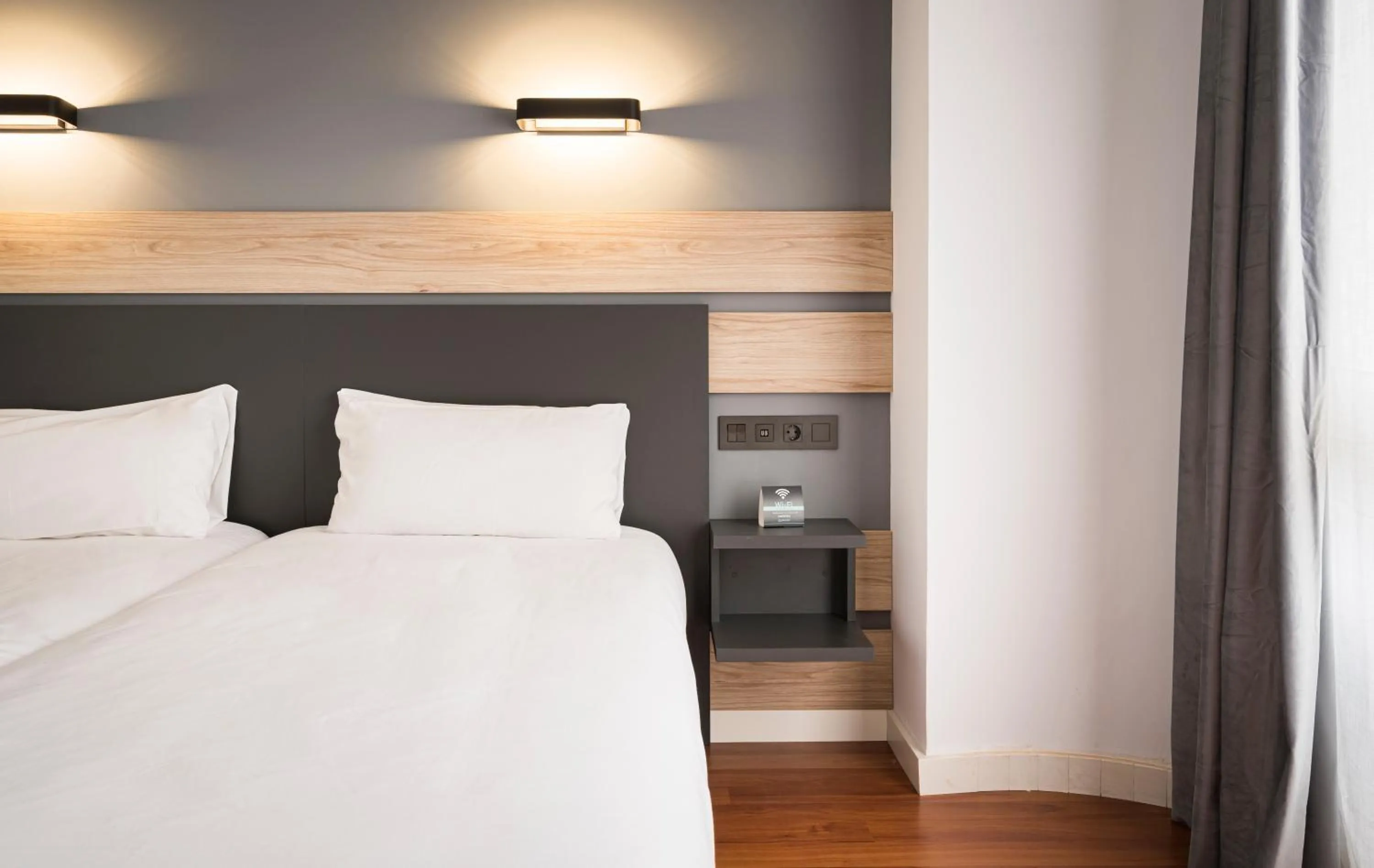 Bed in Hotel Alda Centro Gijón