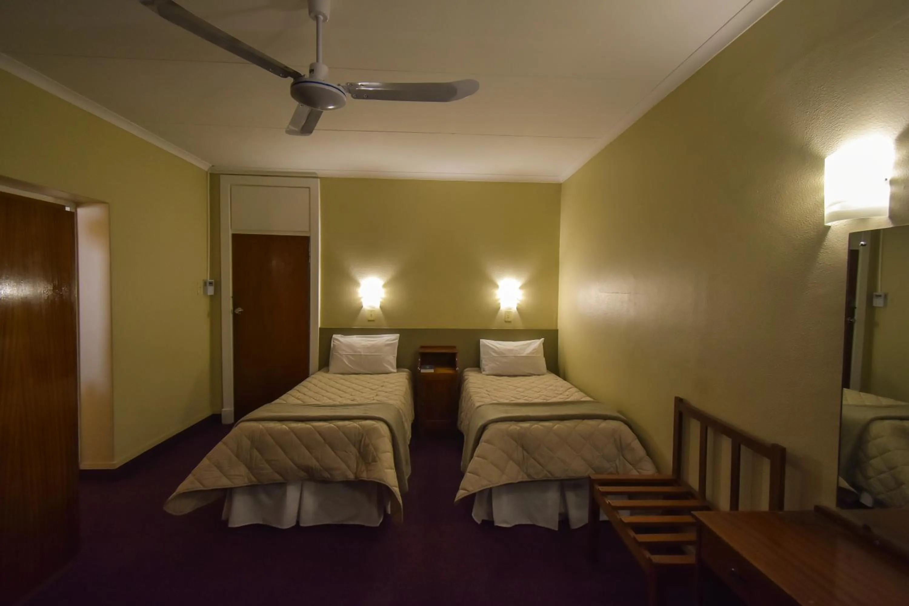 Bed in Park Hotel Bethlehem