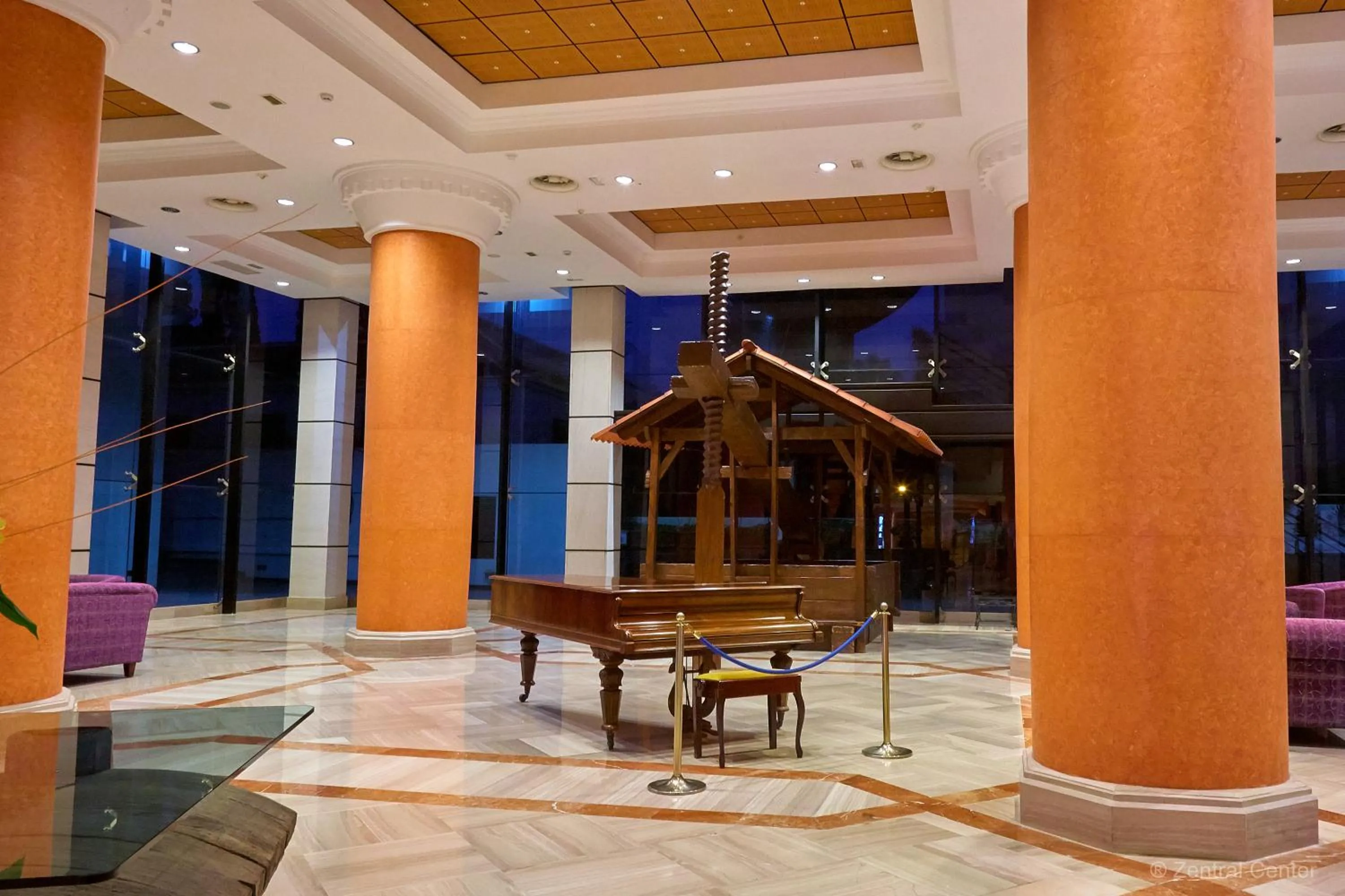 Lobby or reception in Hotel Zentral Center - Adults only