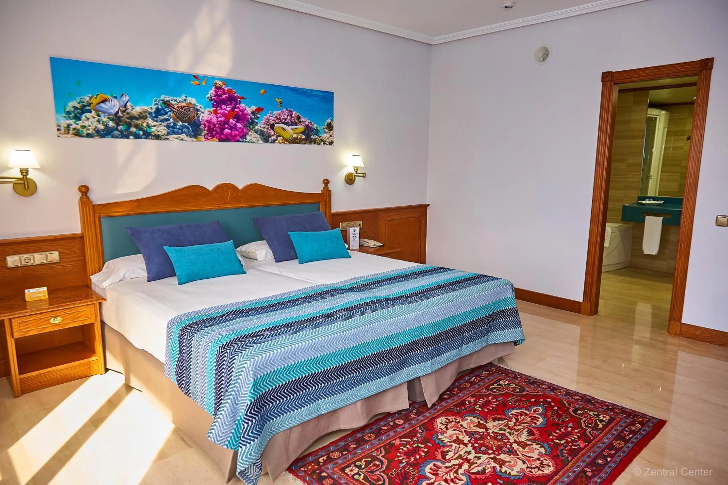 Photo of the whole room, Bed in Hotel Zentral Center - Adults only