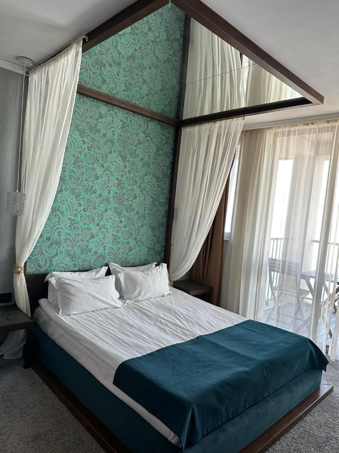 Bed in Regina Maria Spa Design Hotel