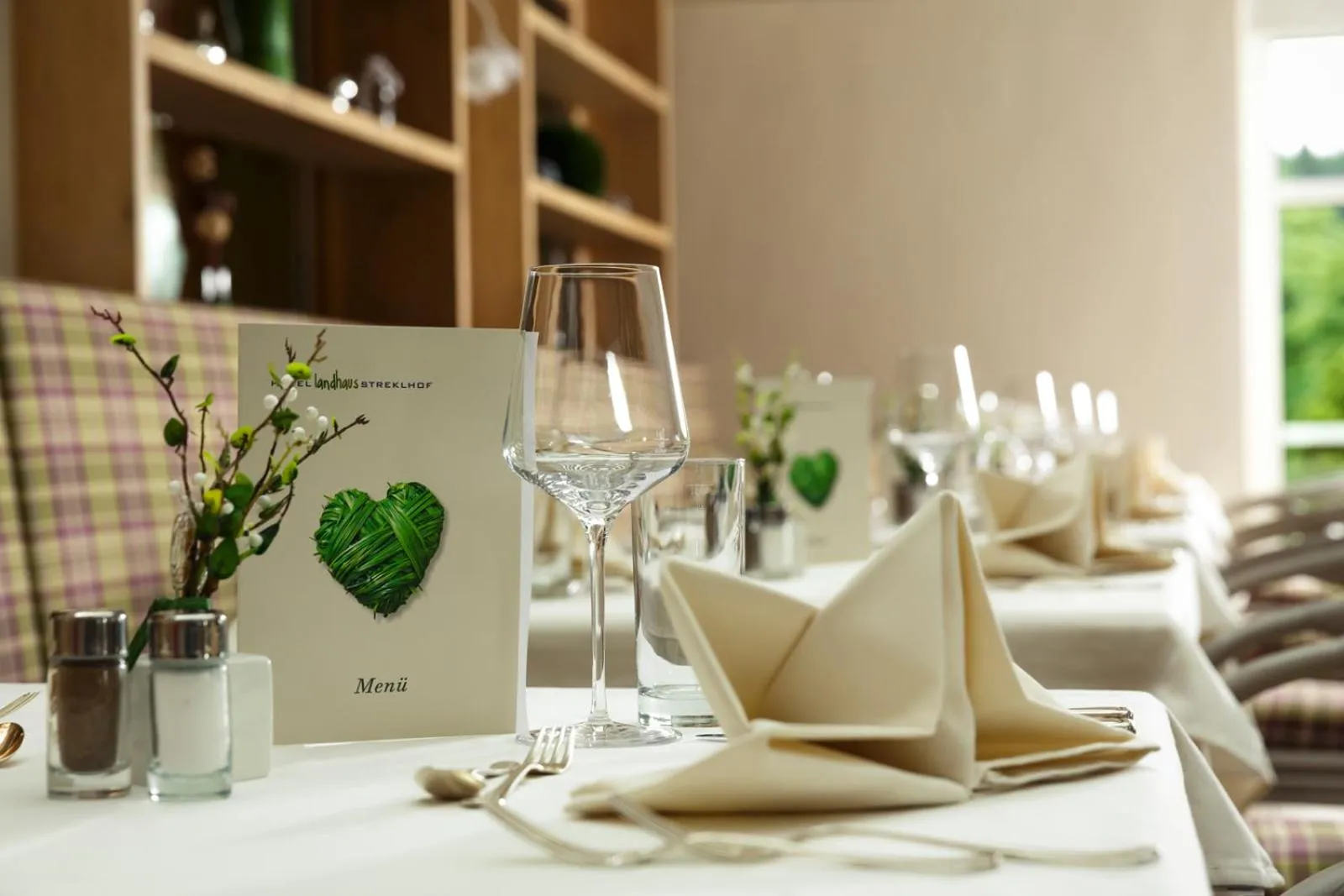 Restaurant/places to eat in Hotel Streklhof