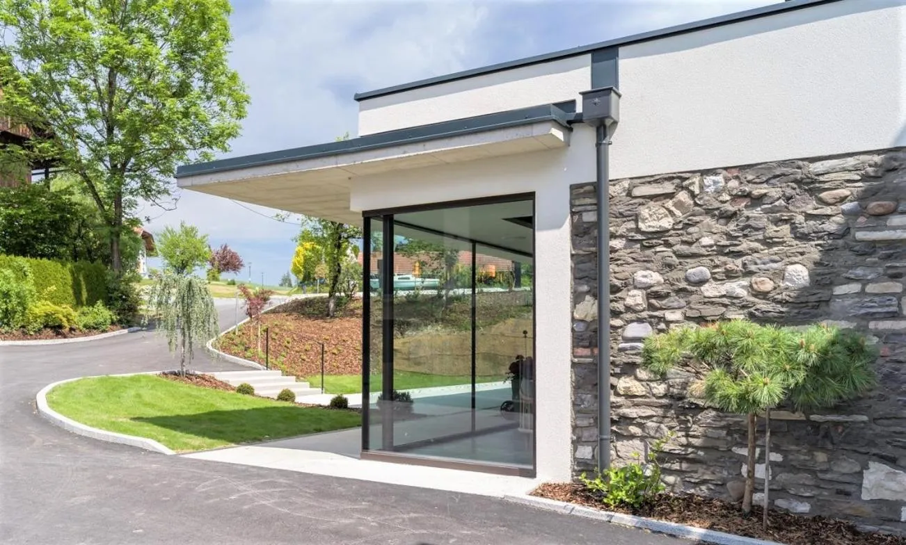 Property building in Hotel Streklhof