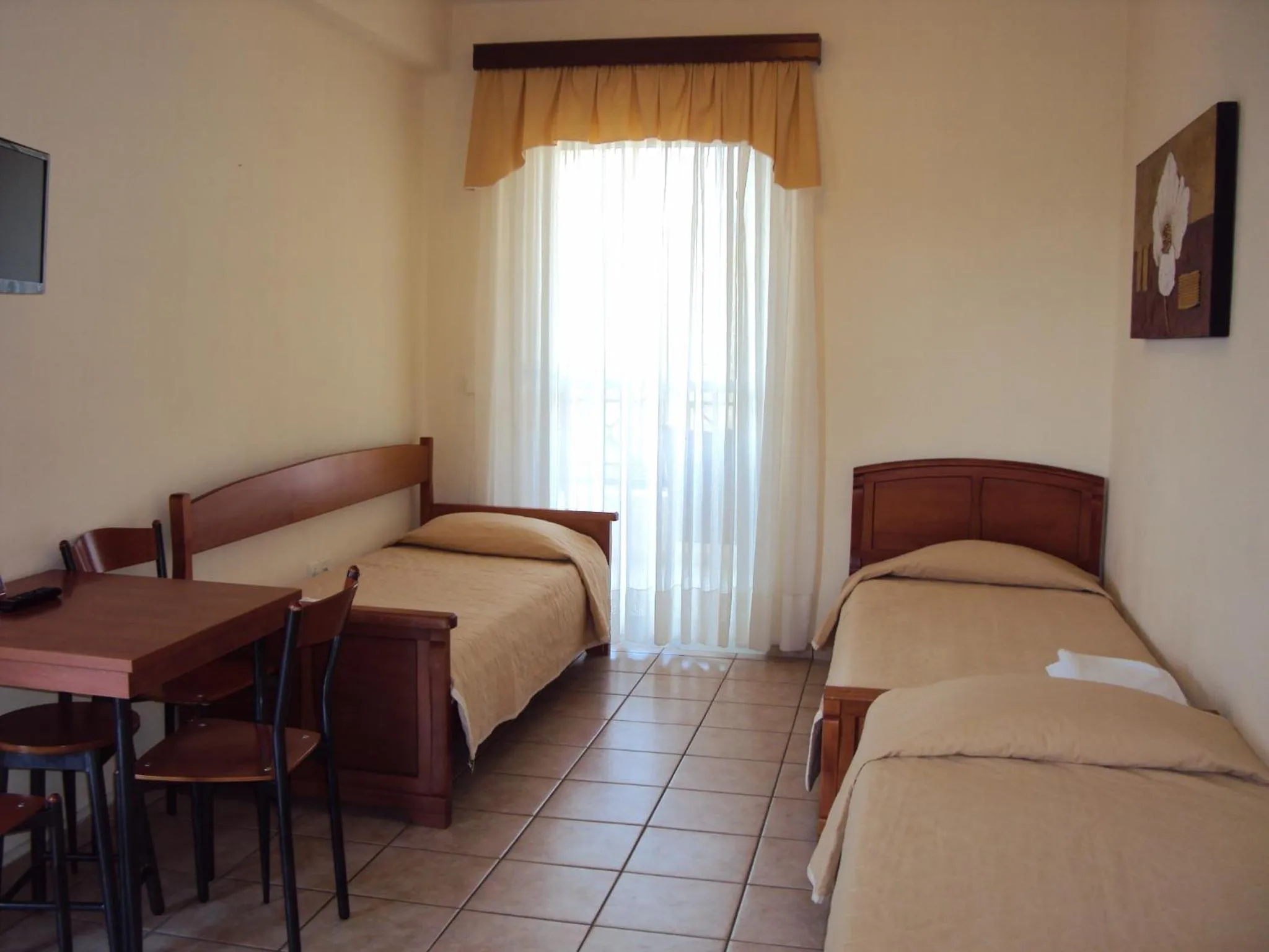 Photo of the whole room, Bed in Amalia