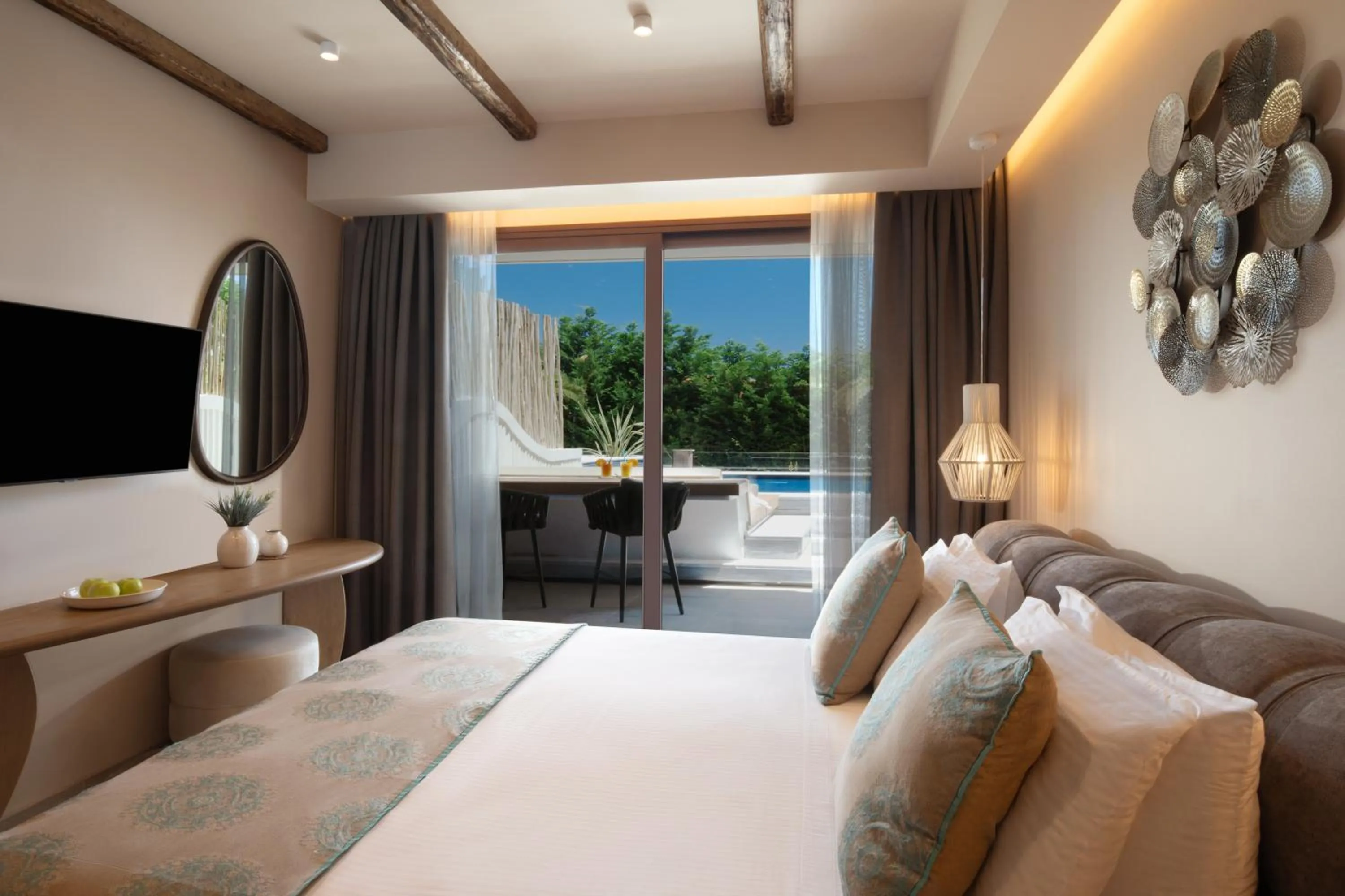 Bed in Alexandra Golden Boutique Hotel-Adults Only